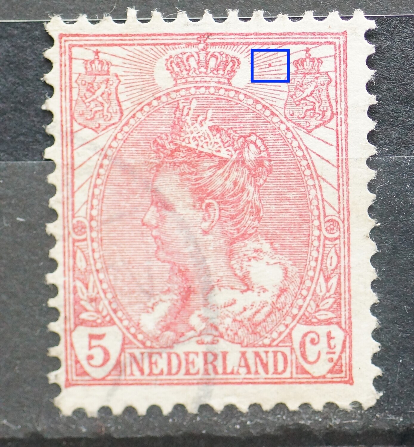 NVPH 60 - o.a. rode punt tussen de stralen