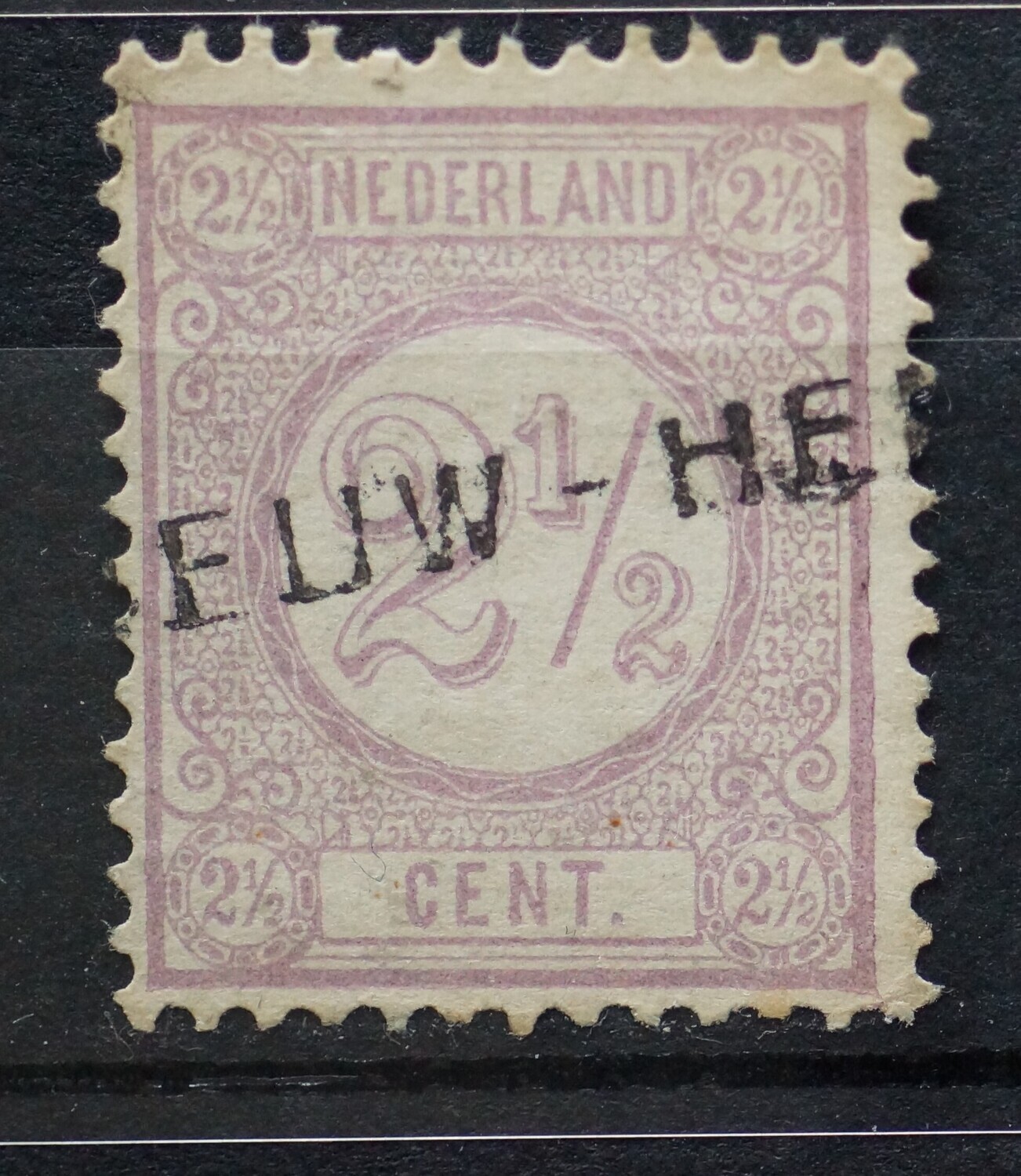 Nieuw-Hellevoet op NVPH 33
