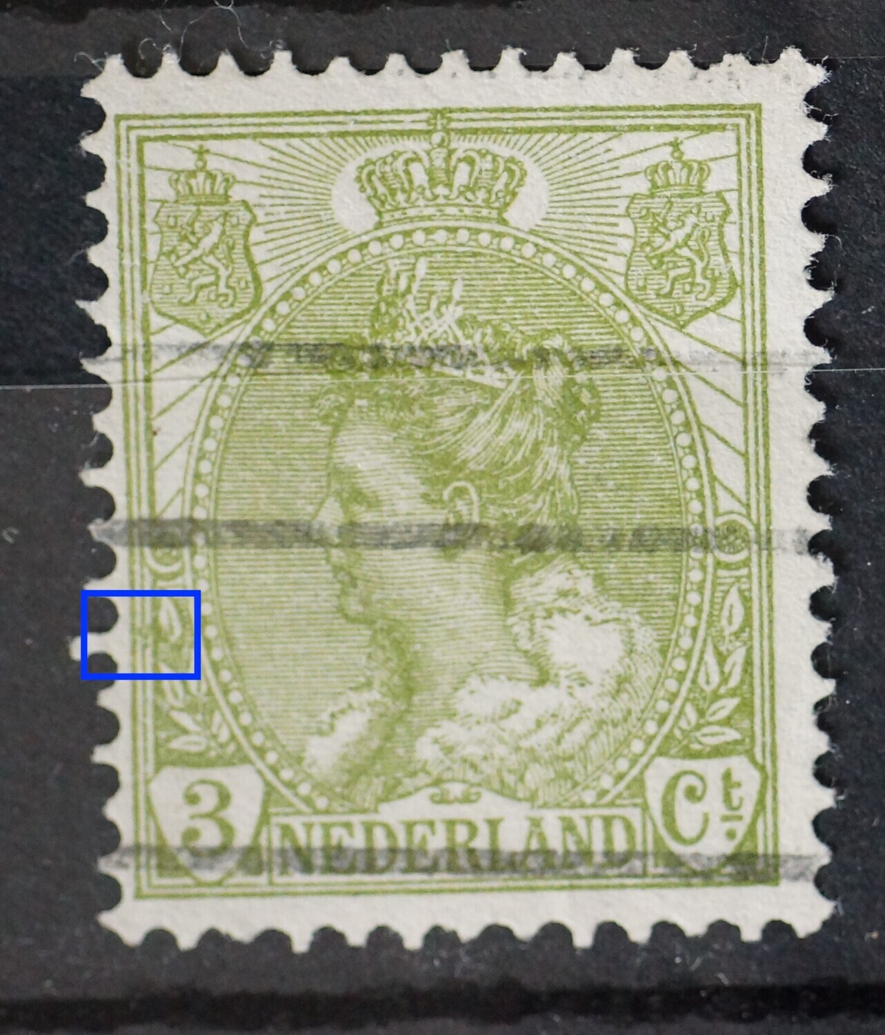 NVPH 57 - groene vlekken in kaderlijn links bij het bovenste blad