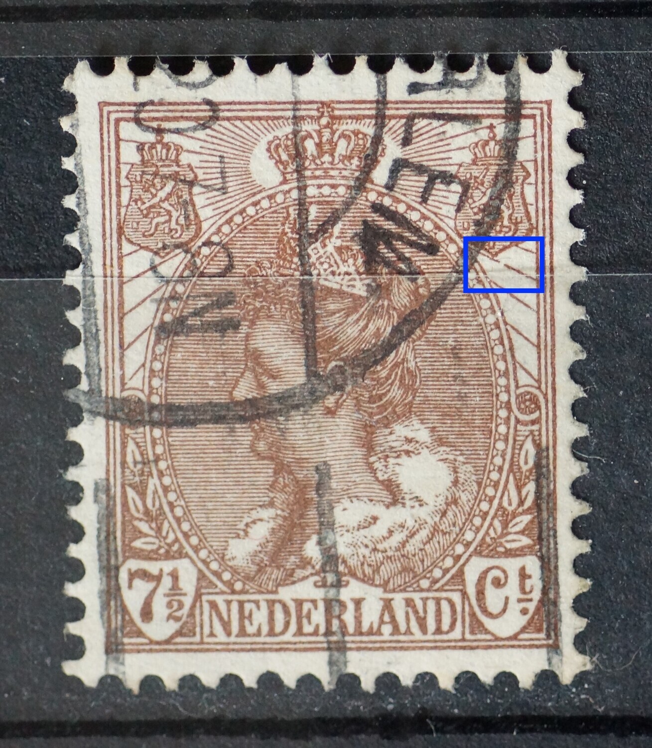 NVPH 61 - breuk in straal onder rechter wapenschild