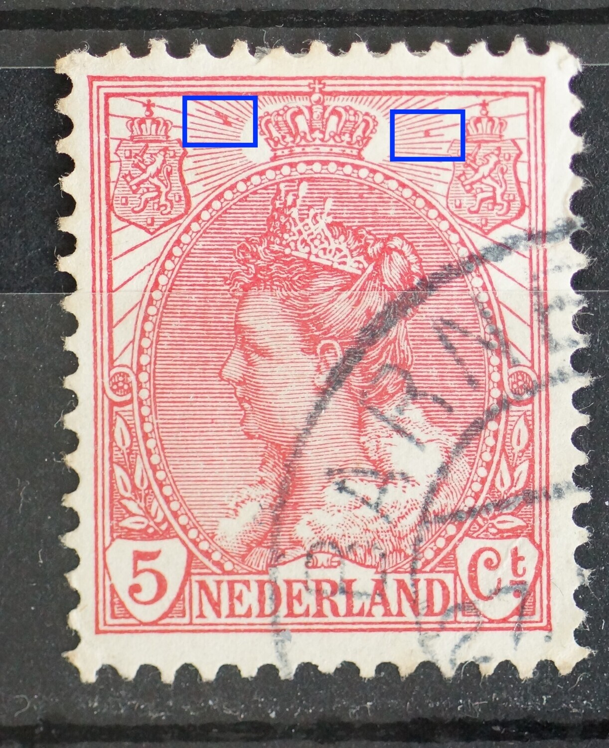 NVPH 60 - rode vlekken tussen stralen