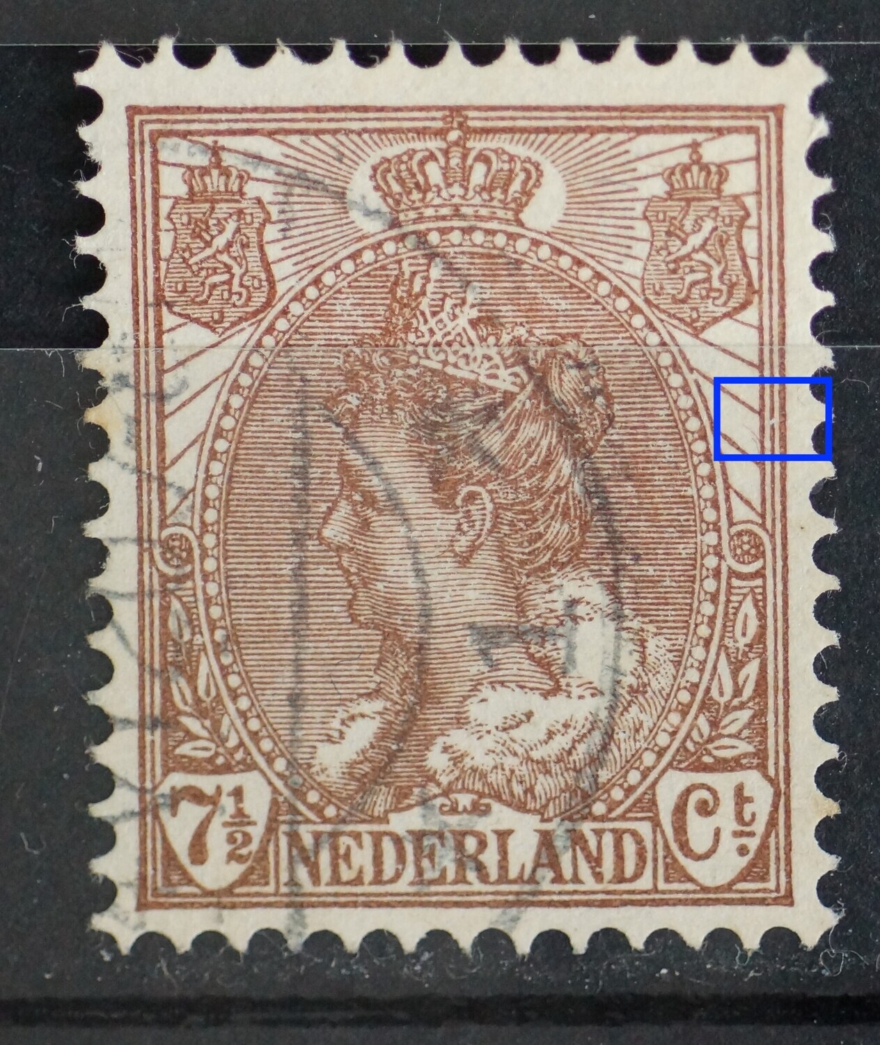NVPH 61 - breuk in rand medaillon rechts