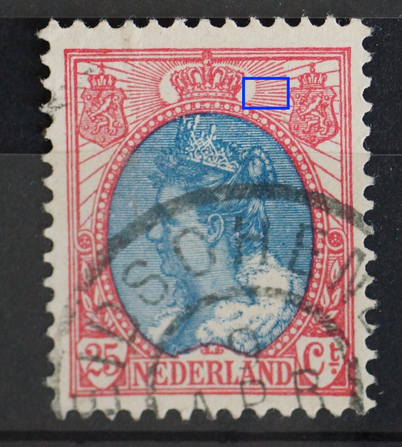 NVPH 71 - breuk in straal rechts van kroon