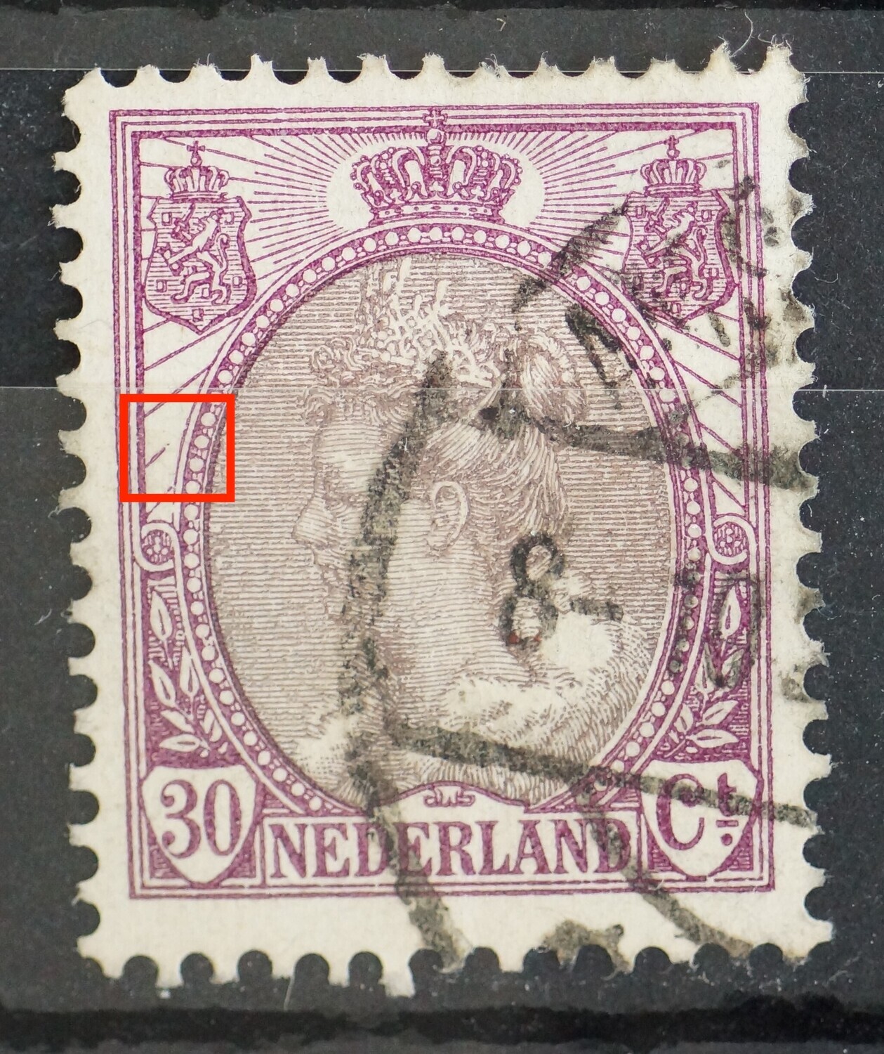 NVPH 72 - o.a. breuk in straal boven linker rozet