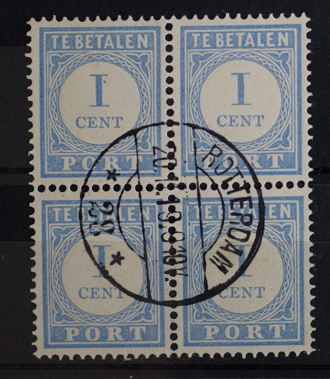 Rotteram 28 op NVPH P45 (blok) - zeldzaam Rotteram 28 op NVPH P45 (blok) - zeldzaam