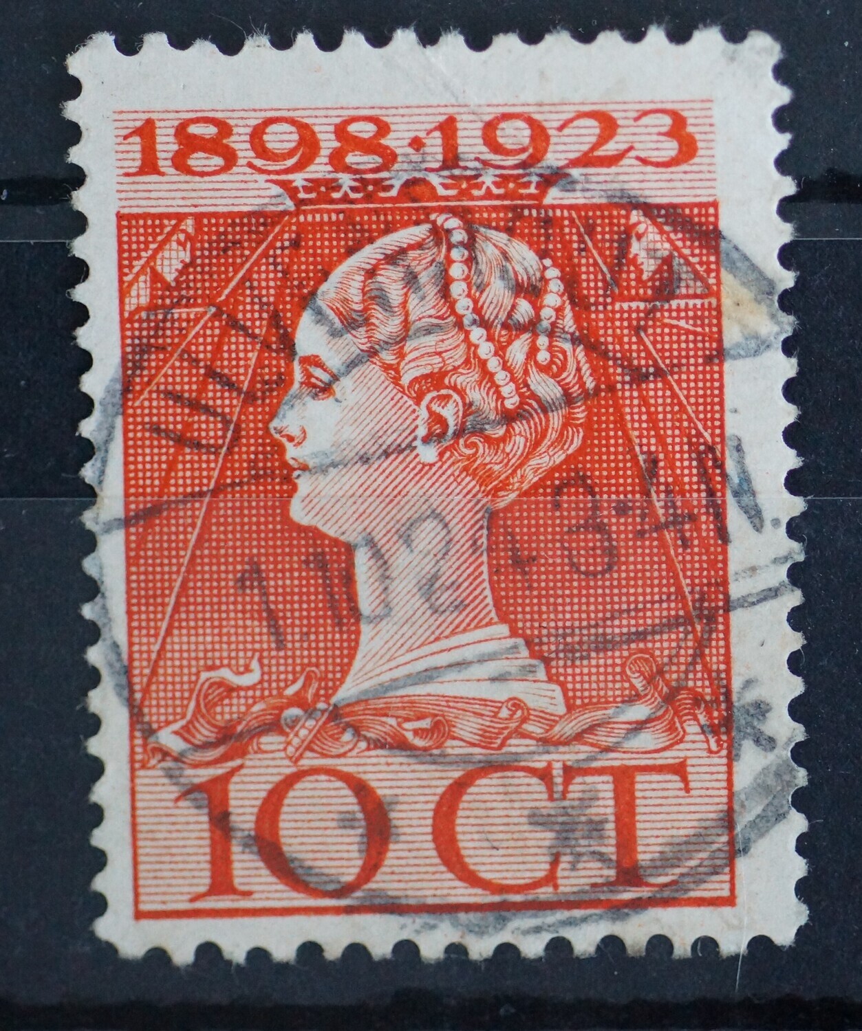 Ulvenhout op NVPH 124 - schaars