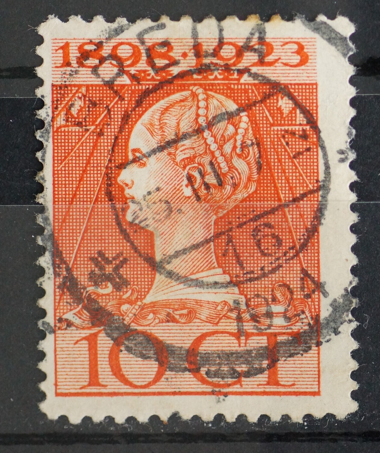 Breda 16 op NVPH 124
