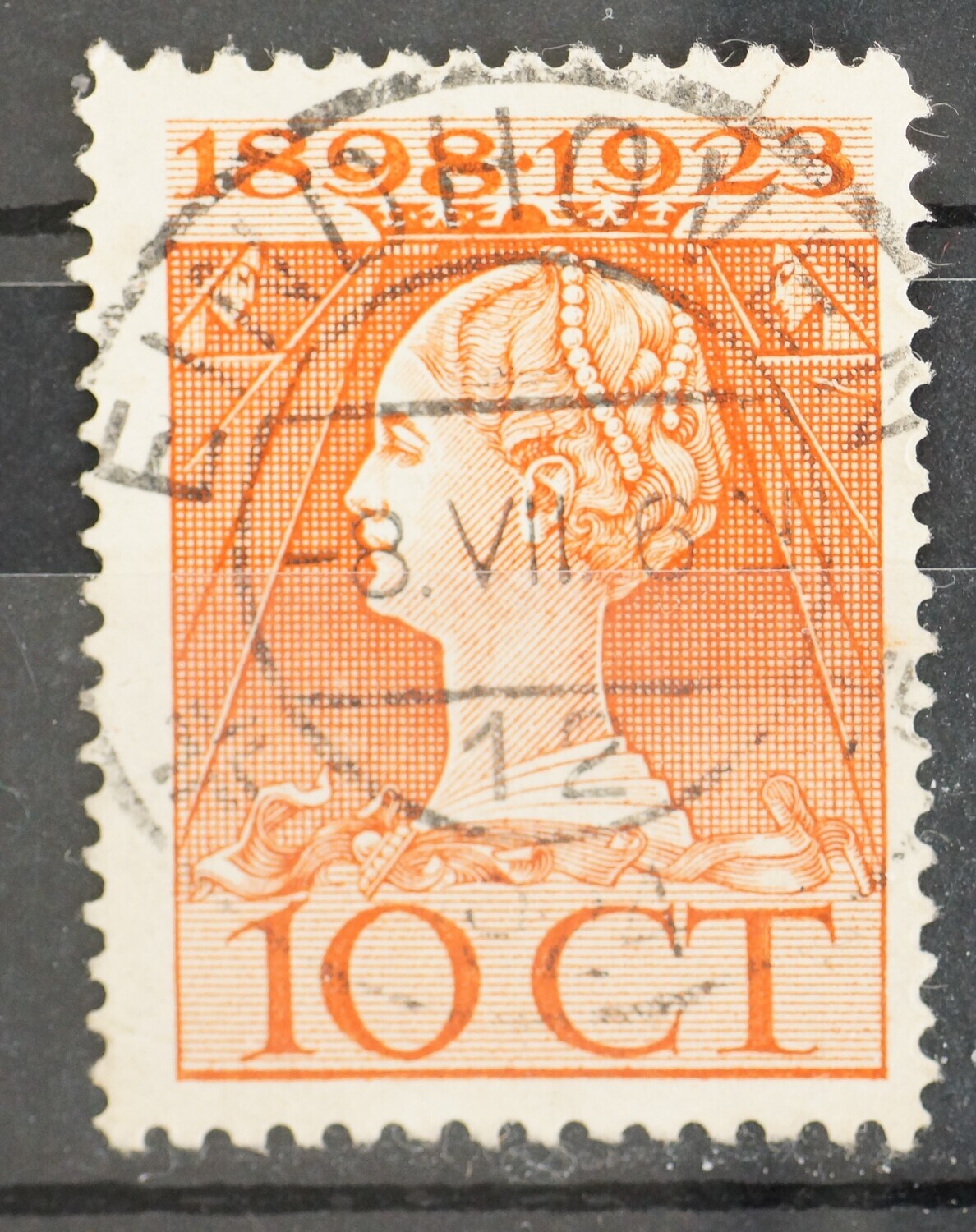 Eindhoven 12 op NVPH 124