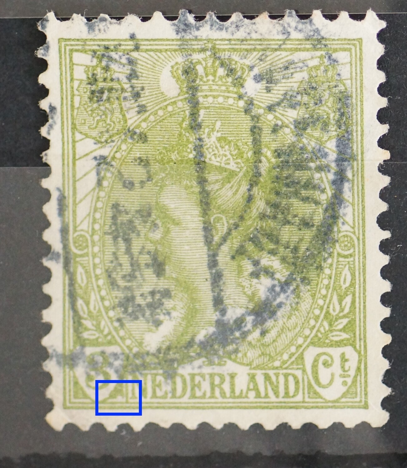 NVPH 57 - witte vlek rechts van de 3