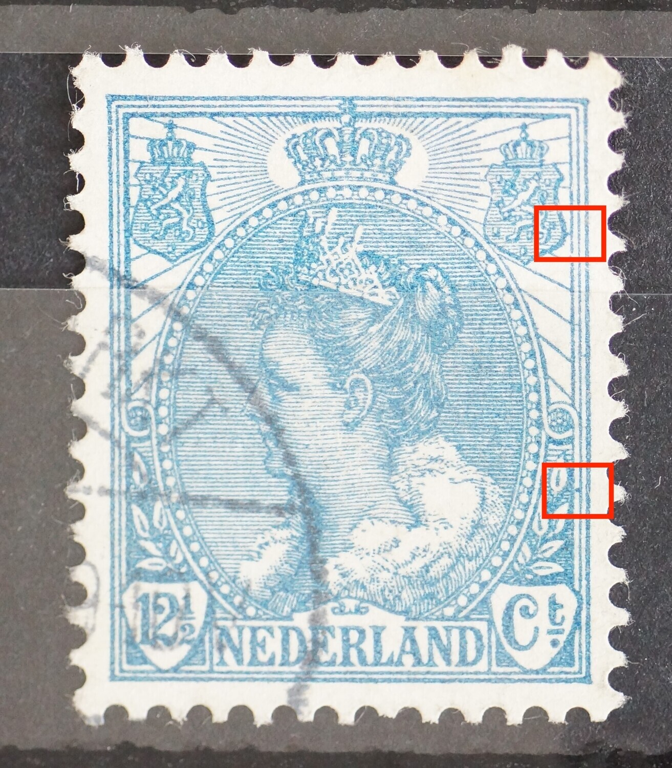 NVPH 63 - blauwe punten in de kaderlijn rechts