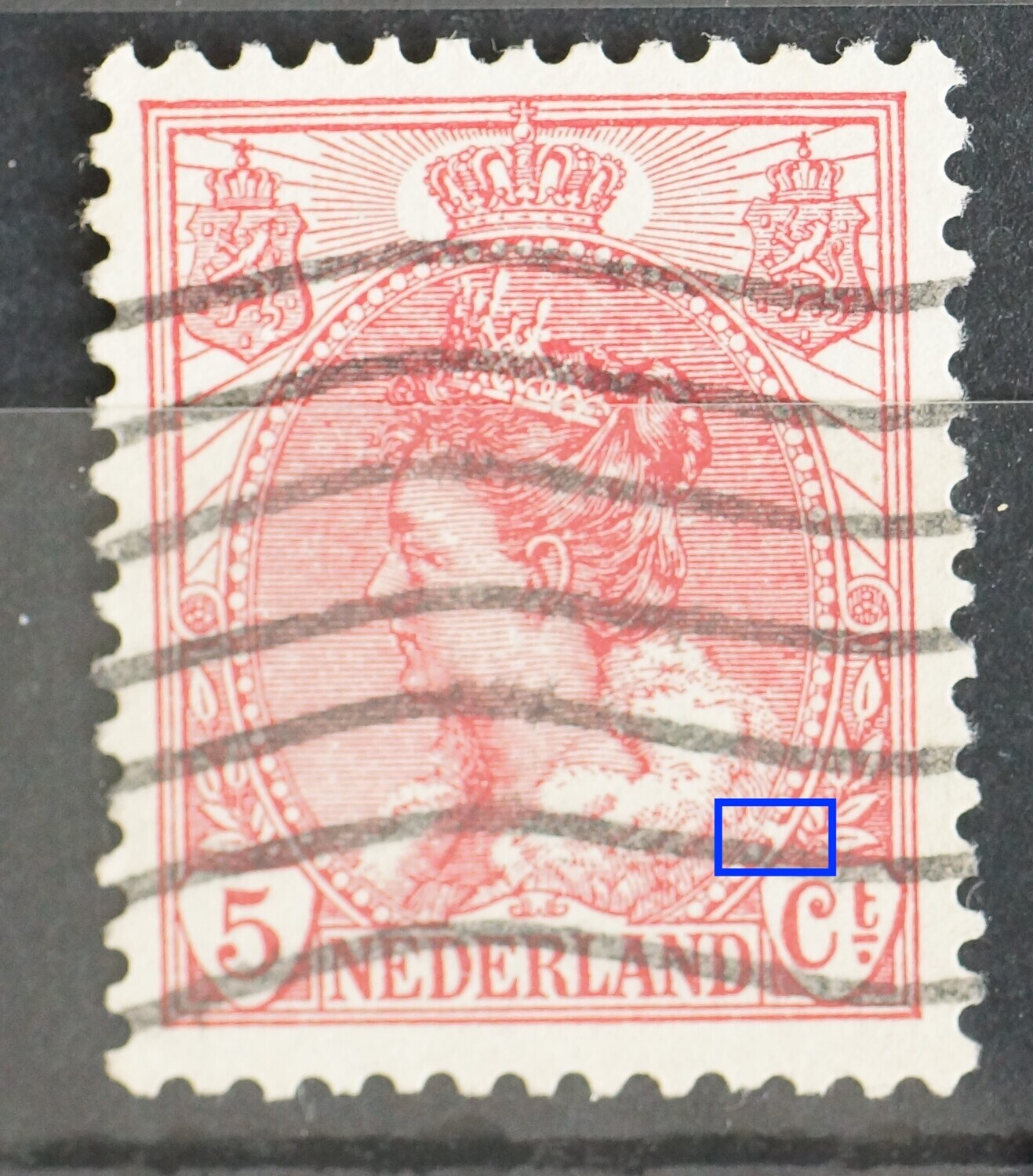 NVPH 60 - breuk in parelrand rechts, onder