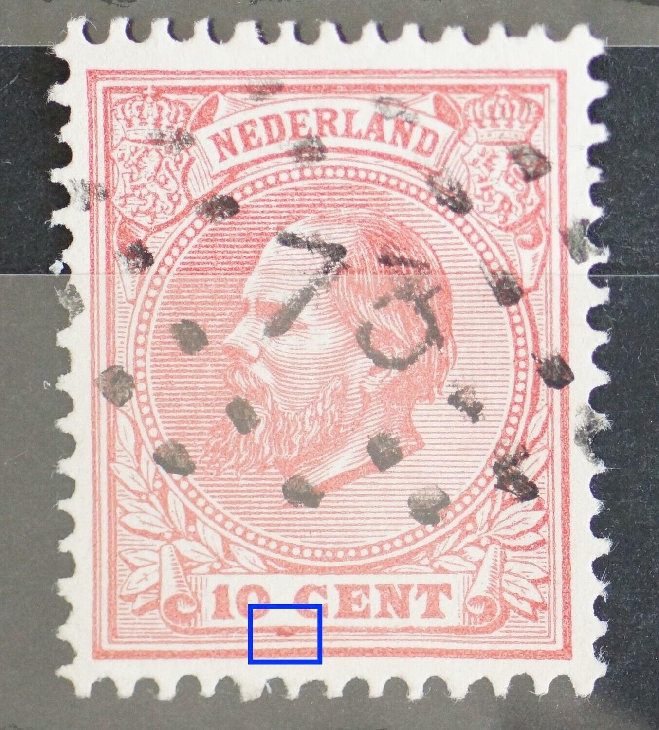 NVPH 21 - rode vlek onder 10 en CENT