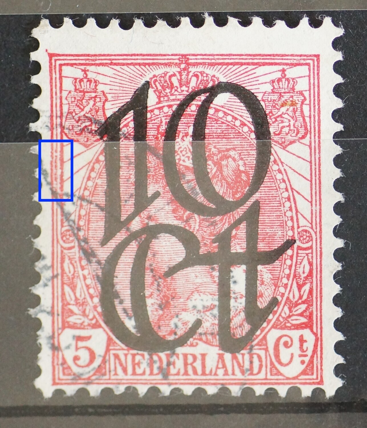 NVPH 117 - beschadigde kaderlijnen links