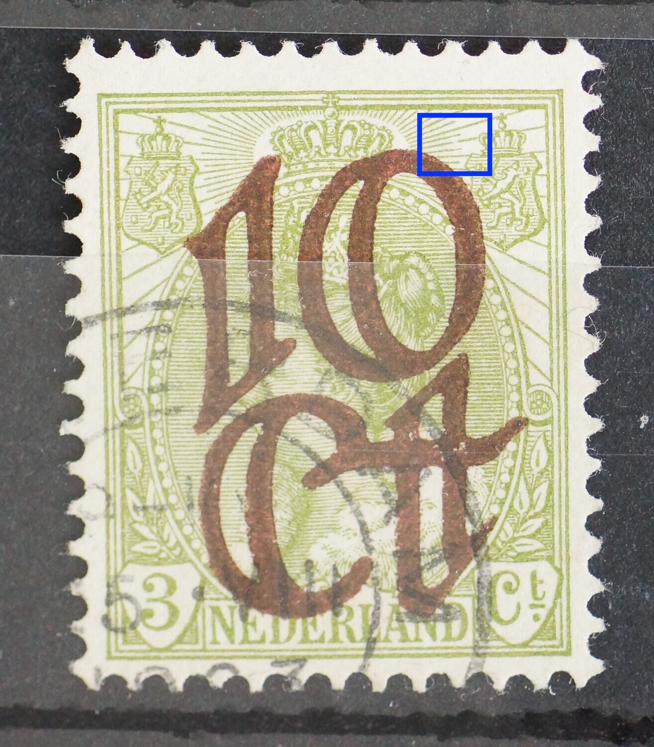 NVPH 116 - breuk in straal rechts van kroon
