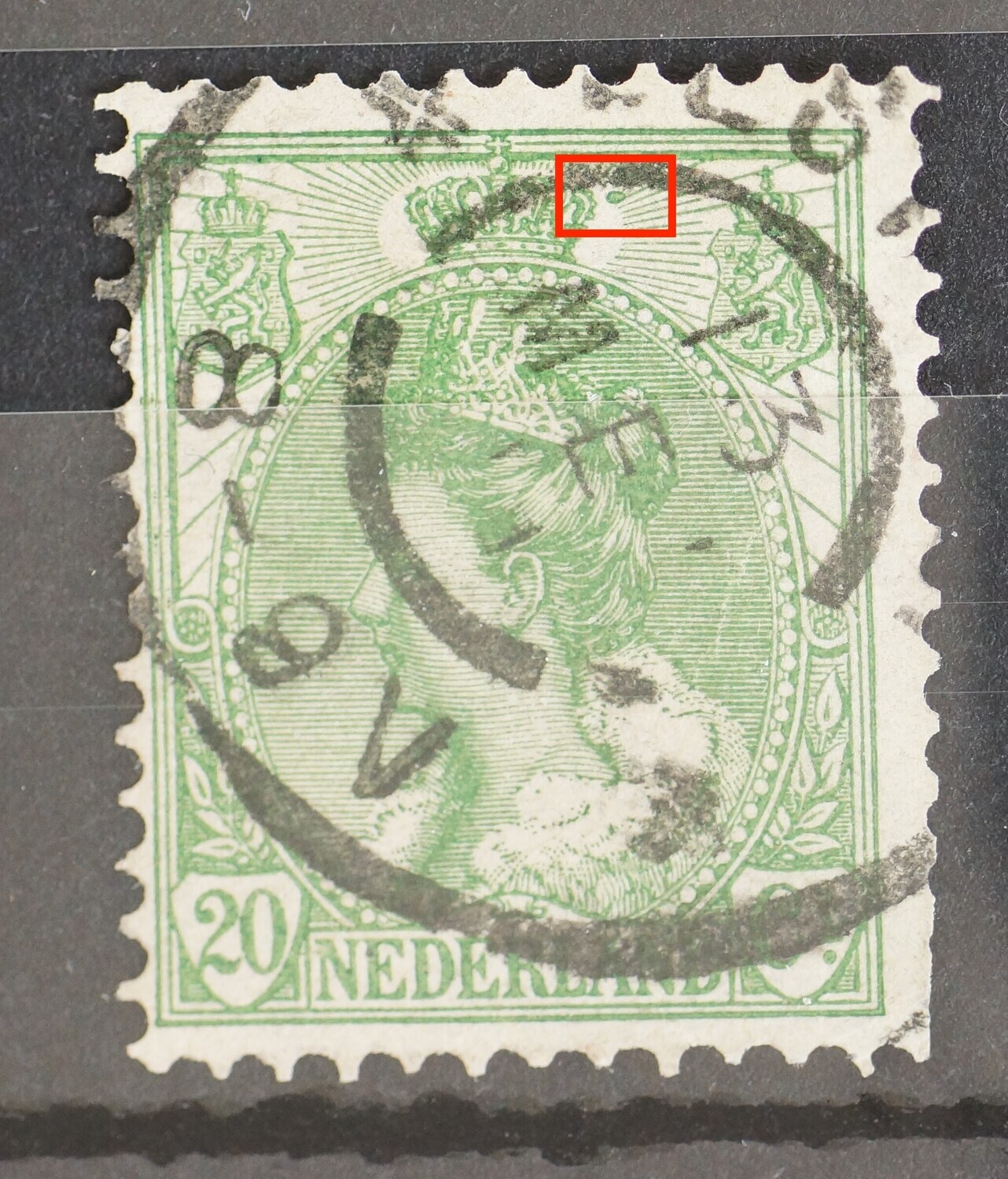 NVPH 68 - groene vlek (druppel) rechts van kroon