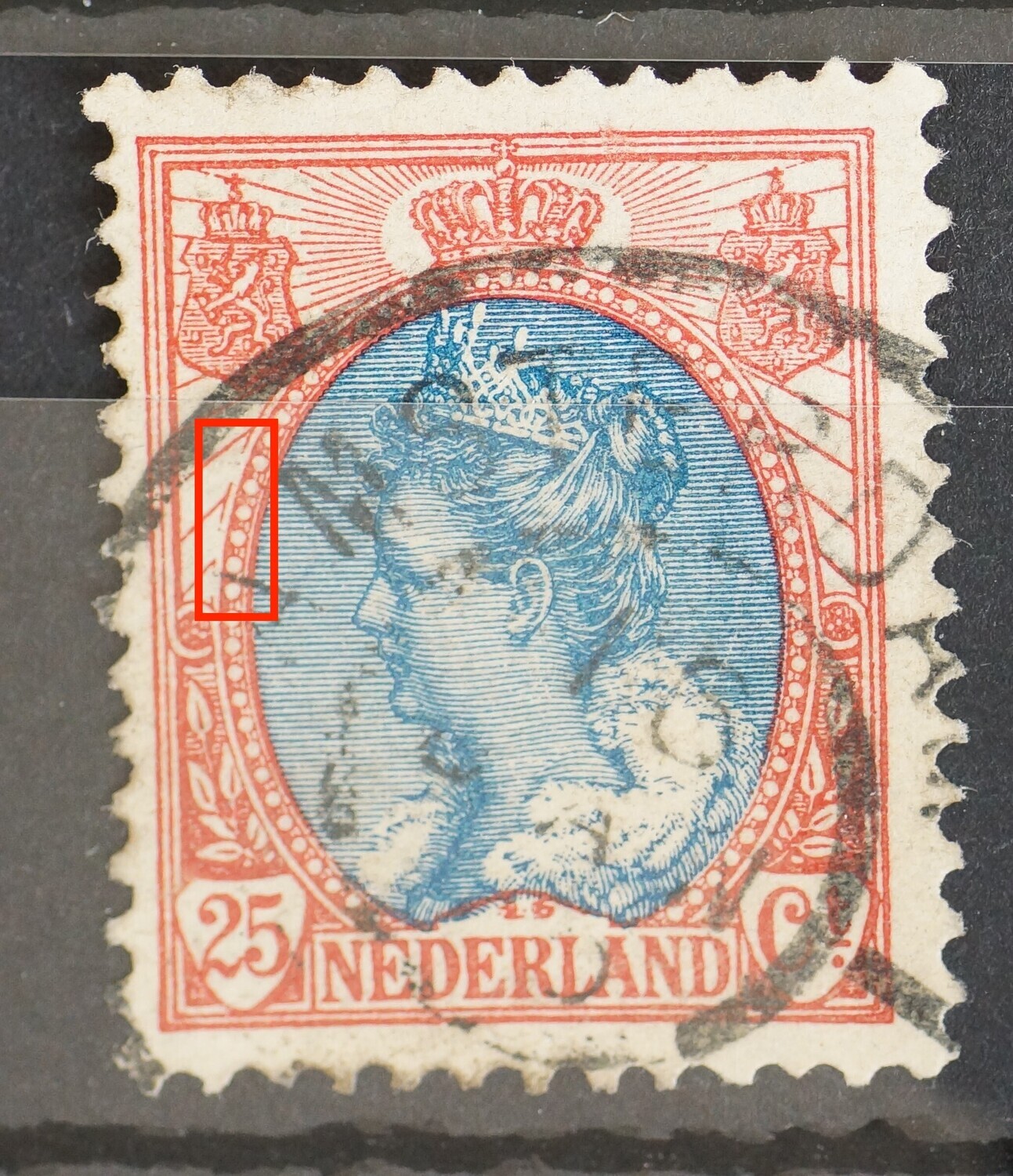 NVPH 71 - breuken in rand medaillon links