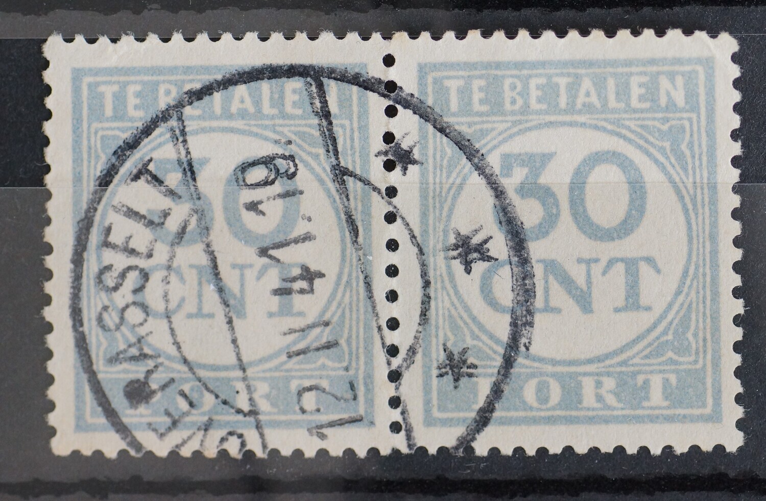 Overasselt (Romeins) op NVPH P78 (paar)