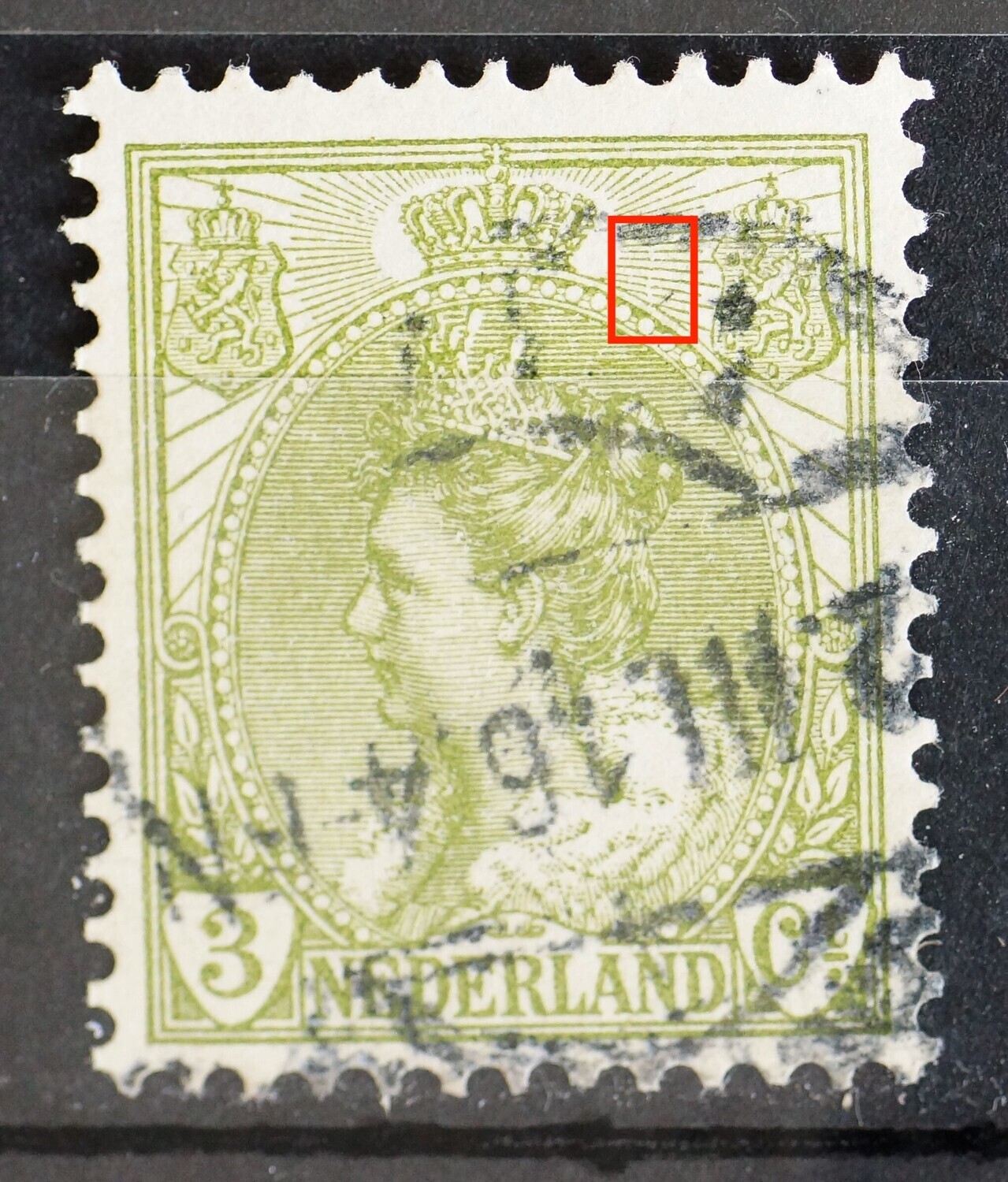 NVPH 57 - groene vlek boven pijlenbundel in linker wapenschild