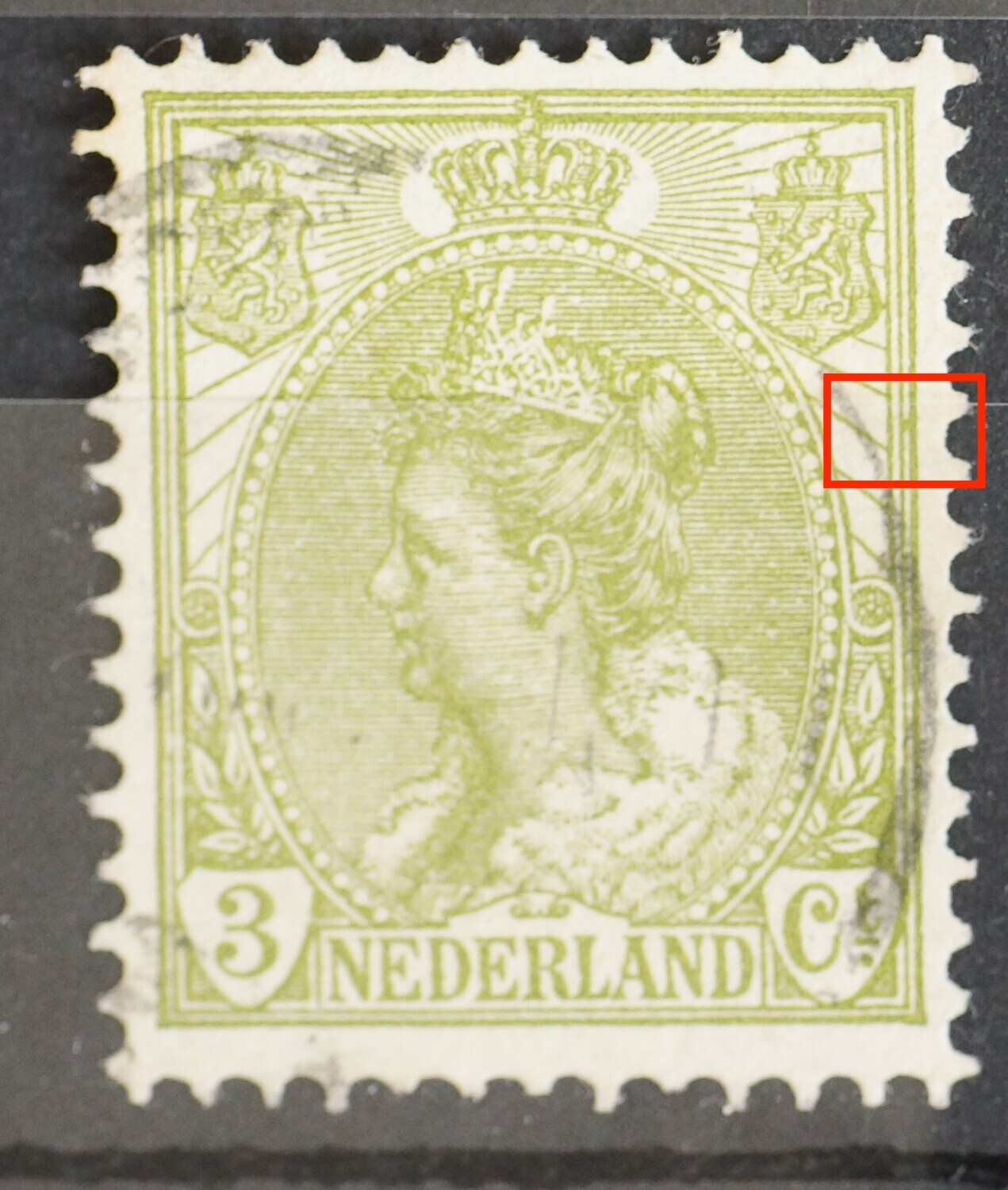 NVPH 57 - groene vlek tussen kaderlijnen rechts