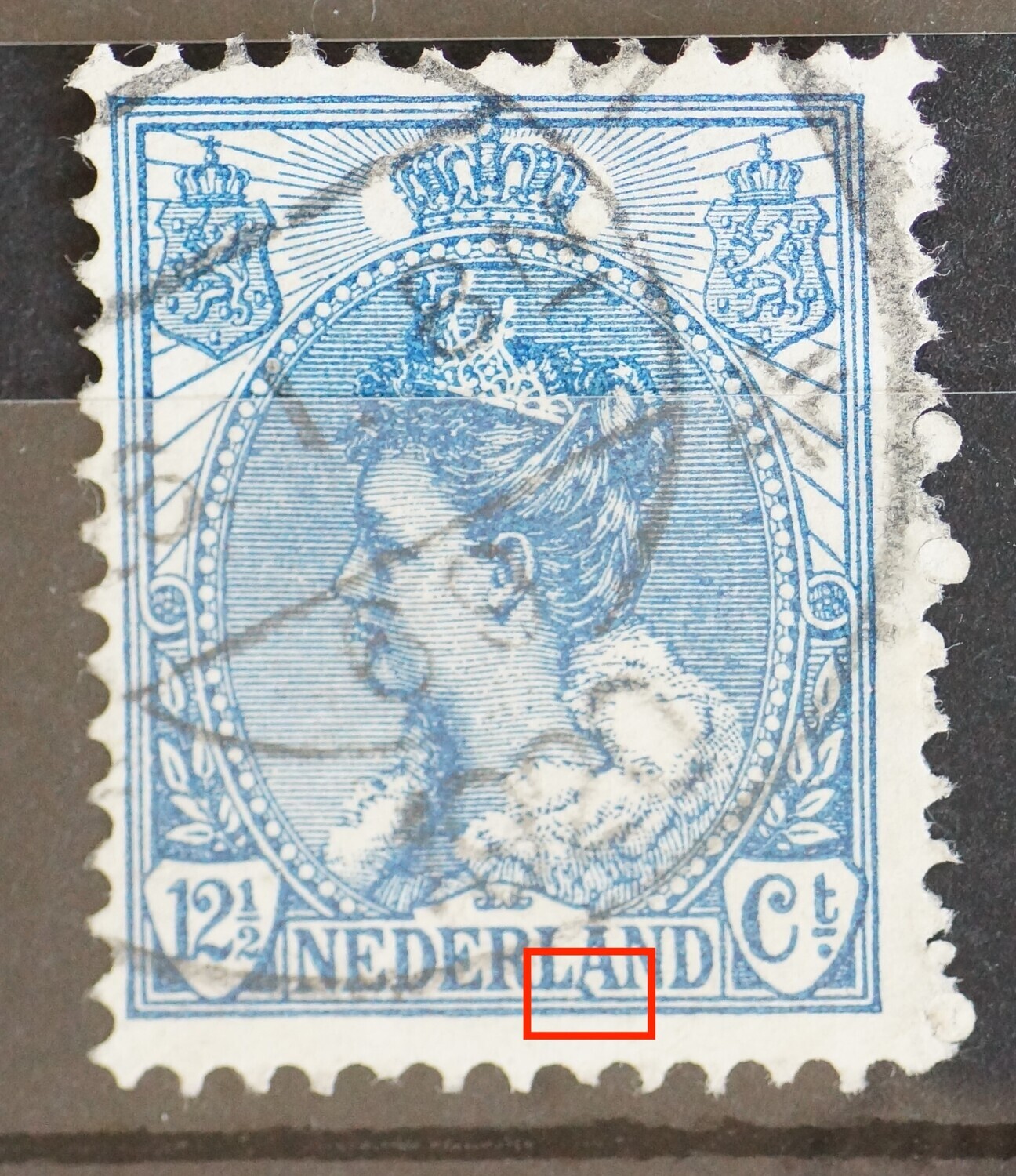 NVPH 63 - blauwe vlek onderaan de A van NEDERLAND