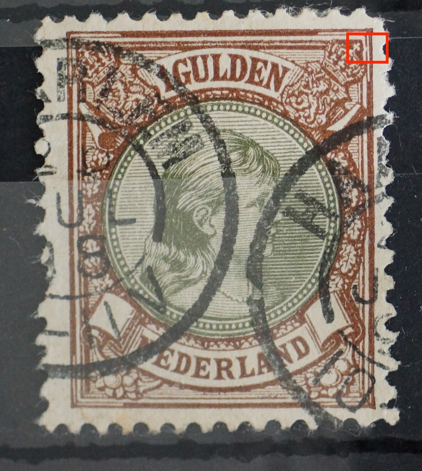 NVPH 46 - breuk in kaderlijn rechts, boven NVPH 46 - breuk in kaderlijn rechts, boven