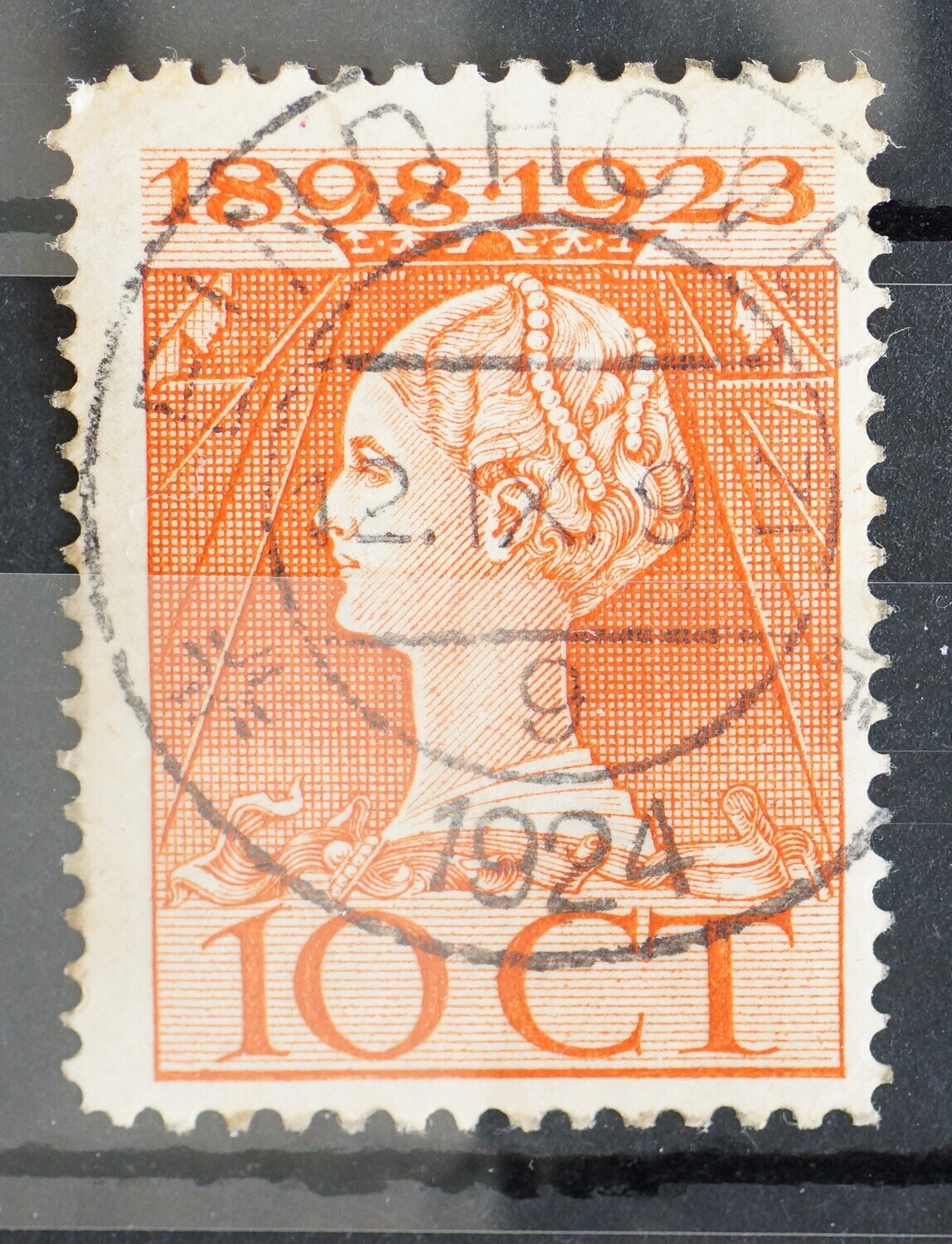 Eindhoven 9 op NVPH 124