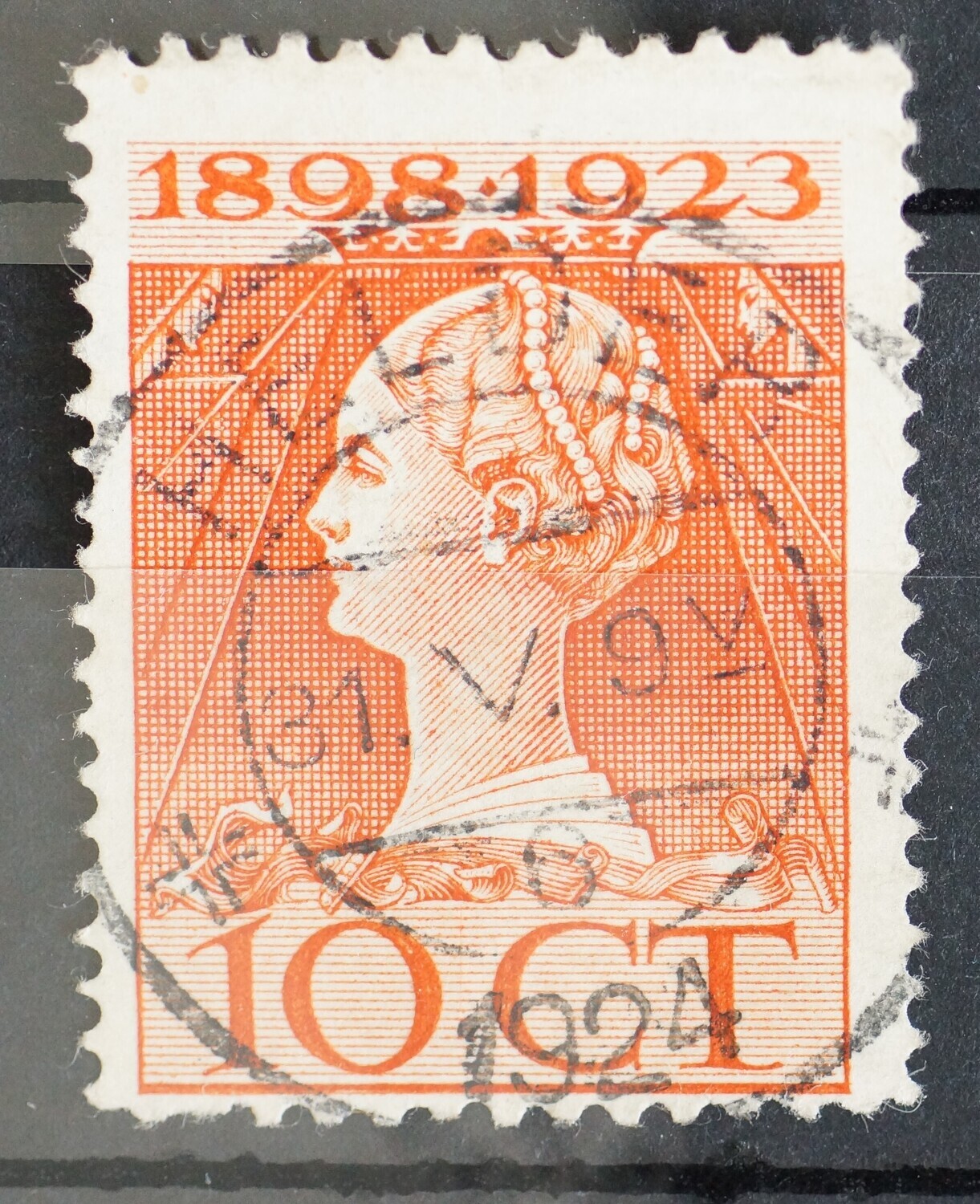 Helder 6 op NVPH 124