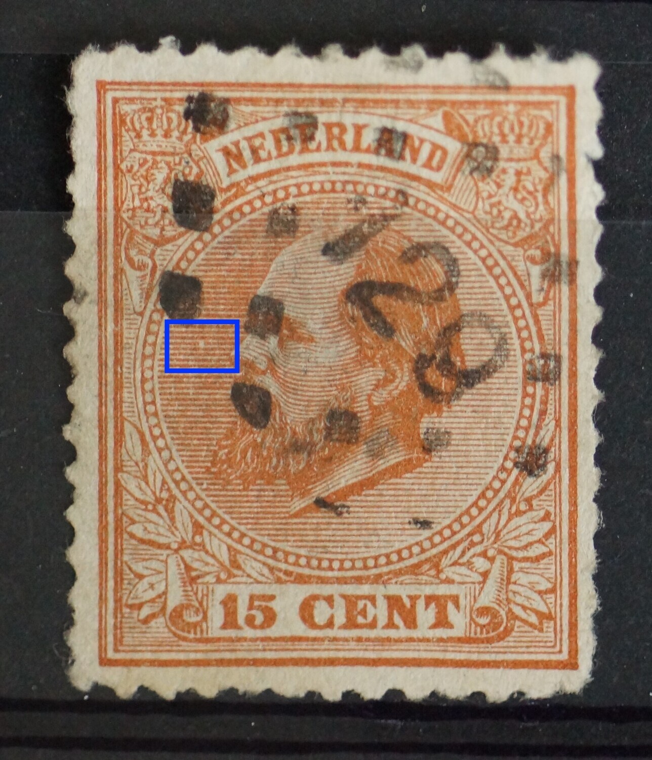 NVPH 23 - breuk in arcering voor het gezicht