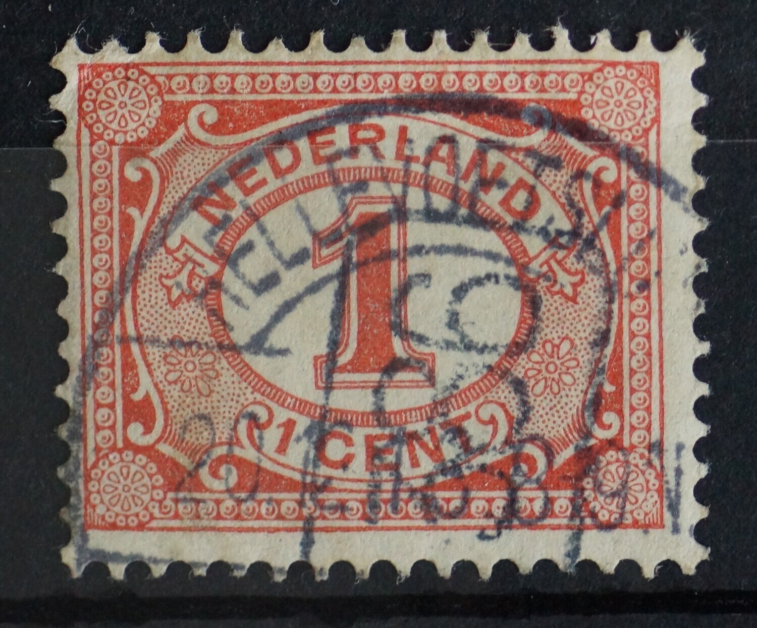 Hellevoetsluis + Bestellerstempel op NVPH 51