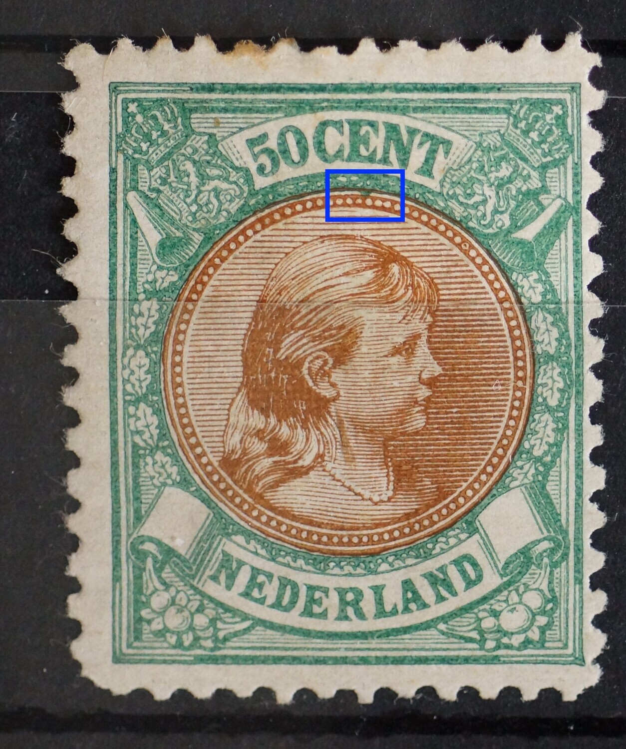 NVPH 45 - groene vlek aan bovenzijde medaillon
