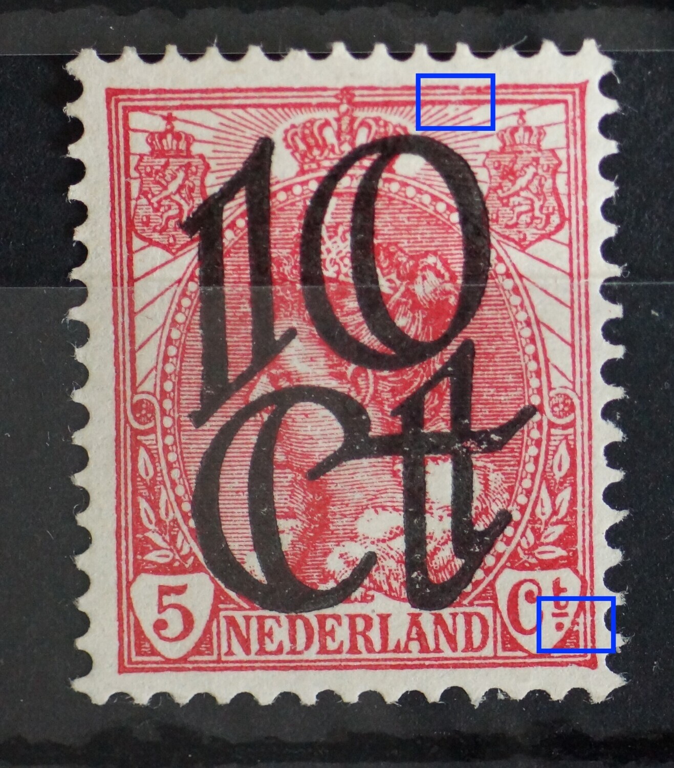 NVPH 117 - o.a. beschadigde straal en kaderlijn boven, rechts van kroon