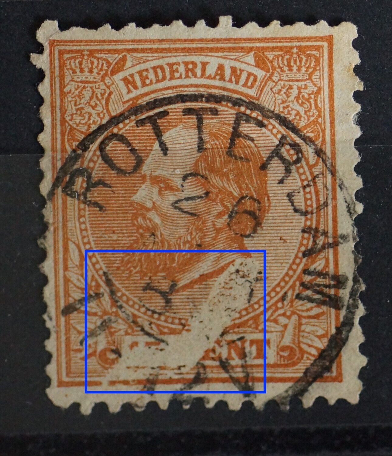 NVPH 23 - grote beschadiging zegelbeeld - druktoeval (geen schaafplek!)