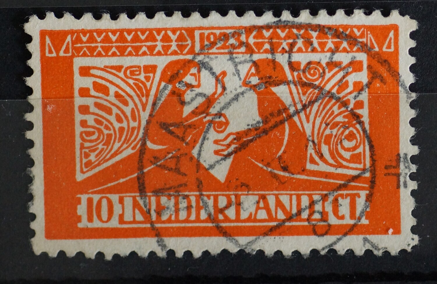 Maastricht 8 op NVPH 135