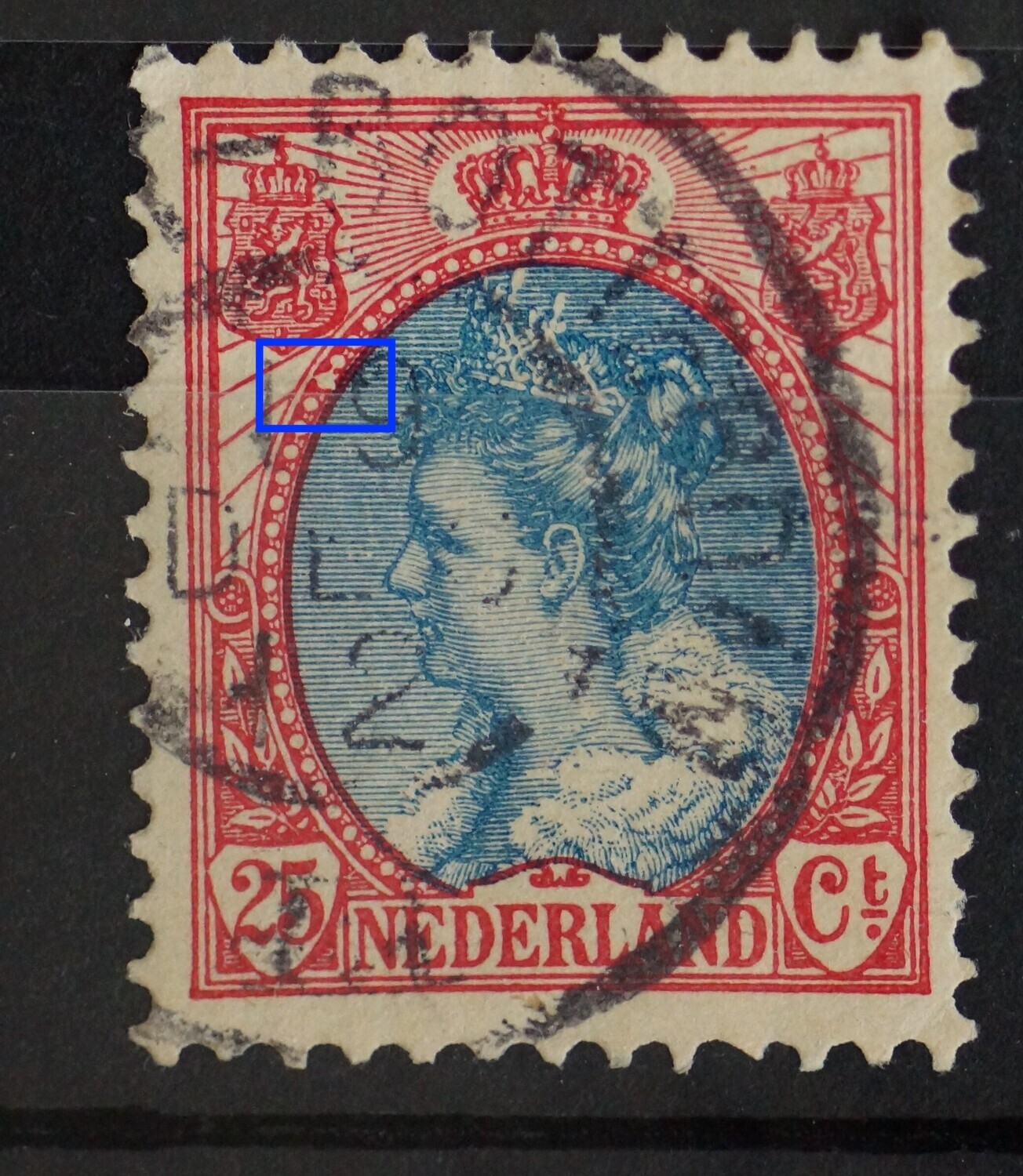 NVPH 71 - witte vlek rond parel in rand medaillon links