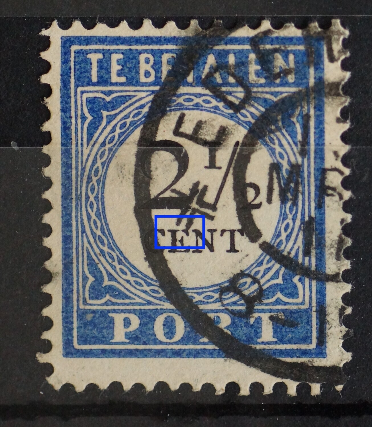 NVPH P16 - breuk in de bovenzijde van de E van CENT