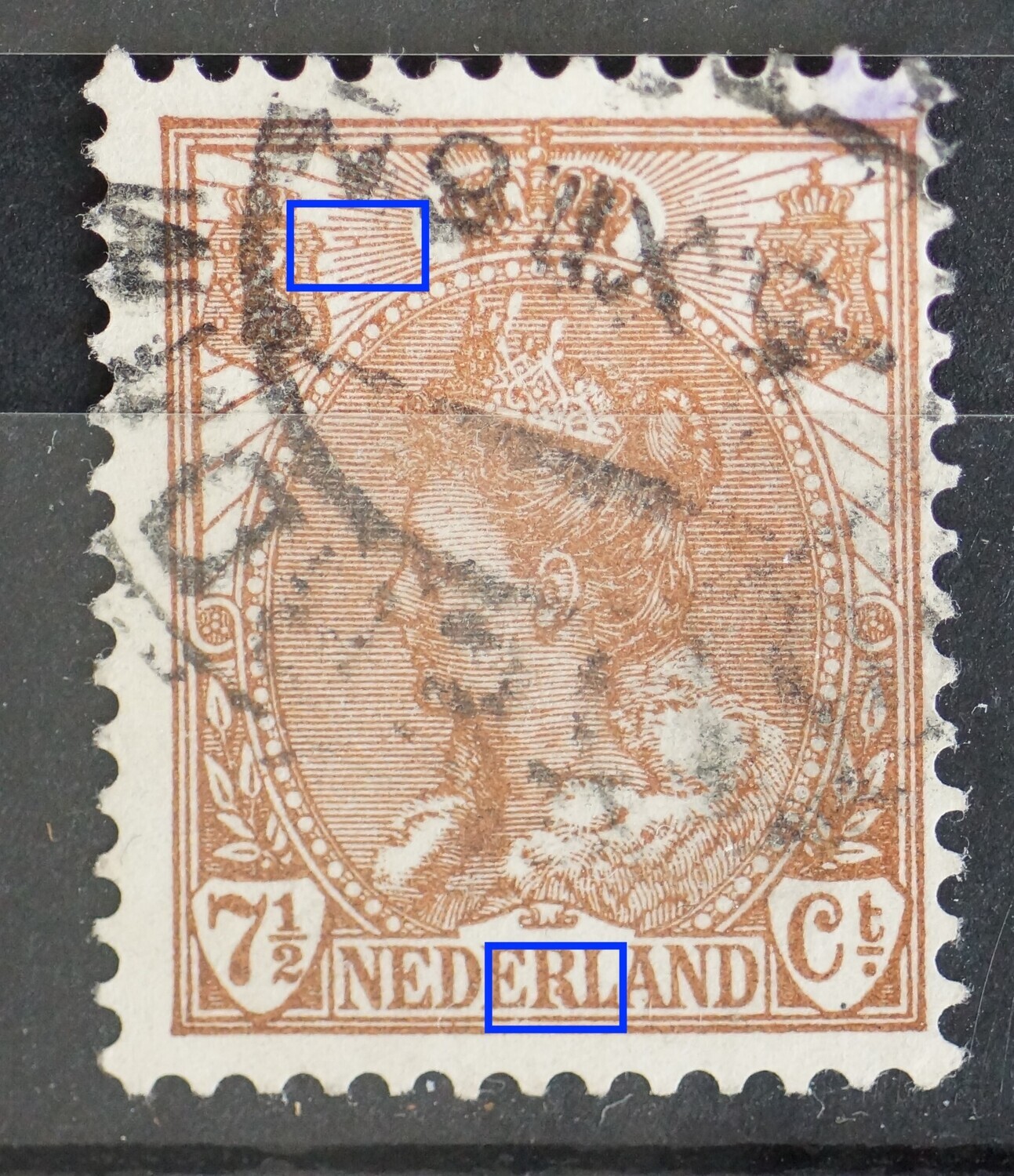 NVPH 61 - o.a. bruine stip in de R van NEDERLAND NVPH 61 - o.a. bruine stip in de R van NEDERLAND