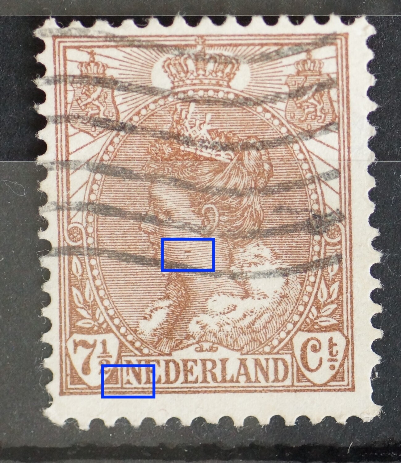 NVPH 61 - breuk in straal rechts van kroon en witte vlek in eerste N van NEDERLAND