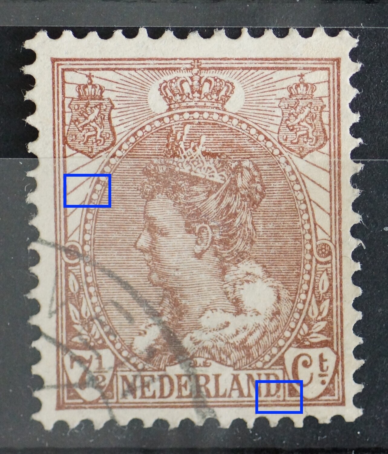 NVPH 61 - bruine punt rechts van NEDERLAND en breuk in rand medaillon