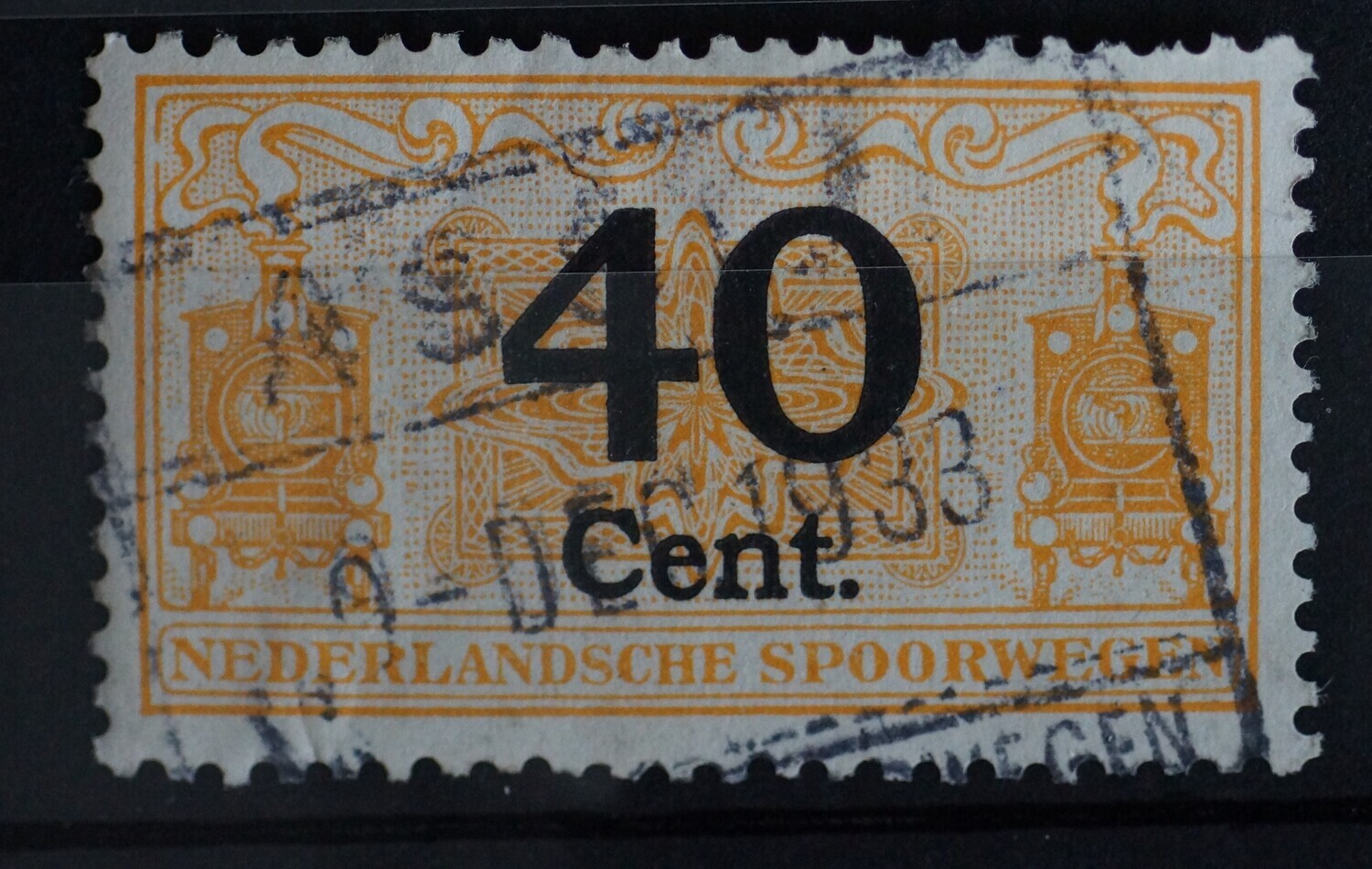 Spoorwegstempel Assen op spoorwegzegel 40 Cent.