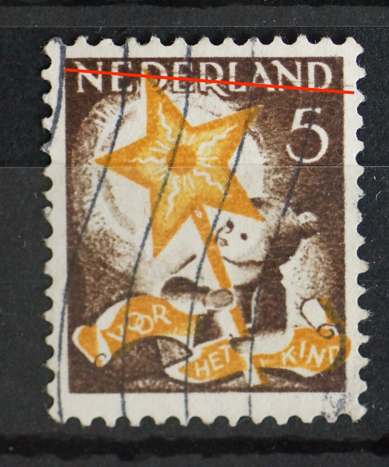 NVPH 262 - bruine streep door NEDERLAND NVPH 262 - bruine streep door NEDERLAND