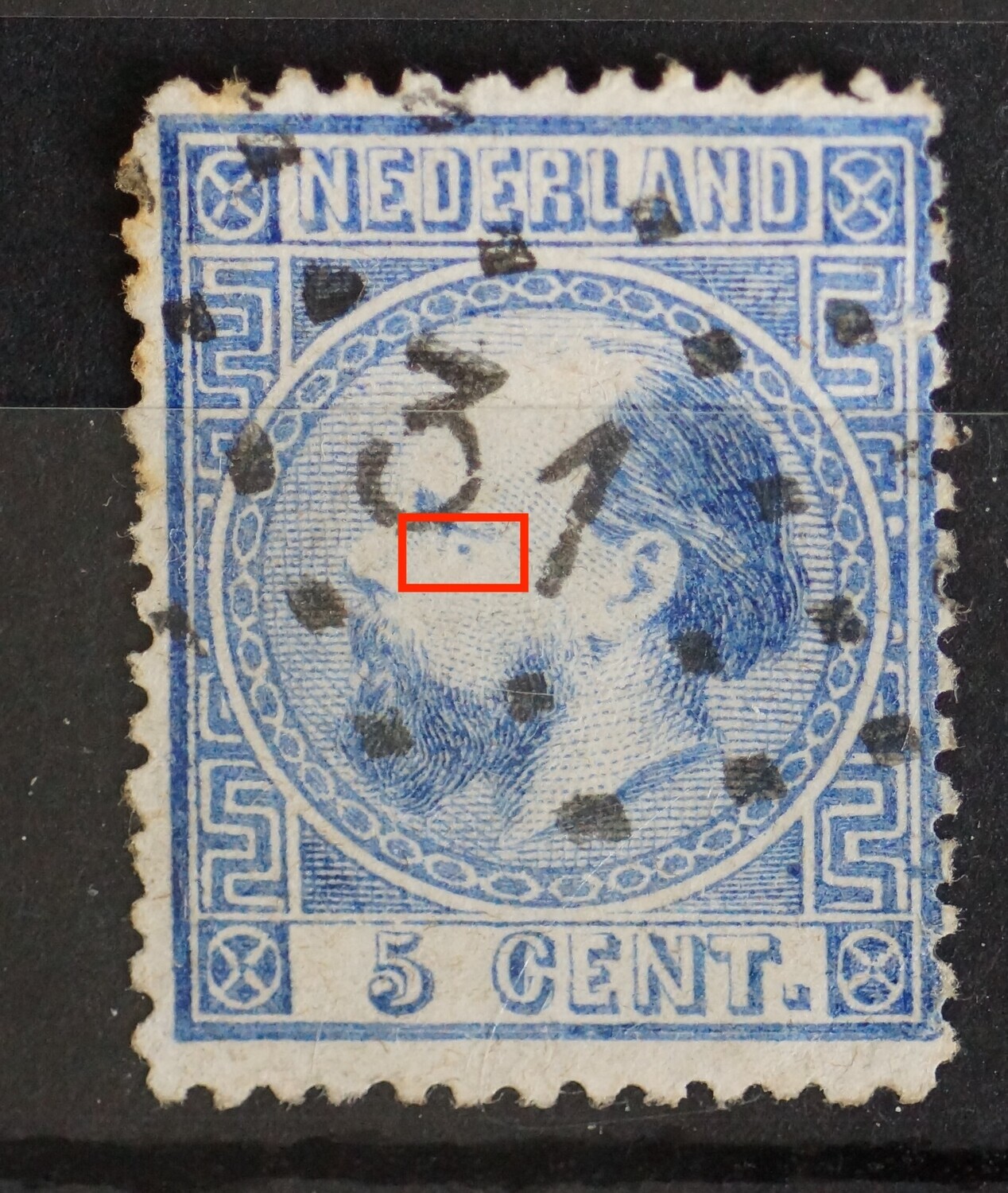 NVPH 7 - blauwe stip op het gezicht