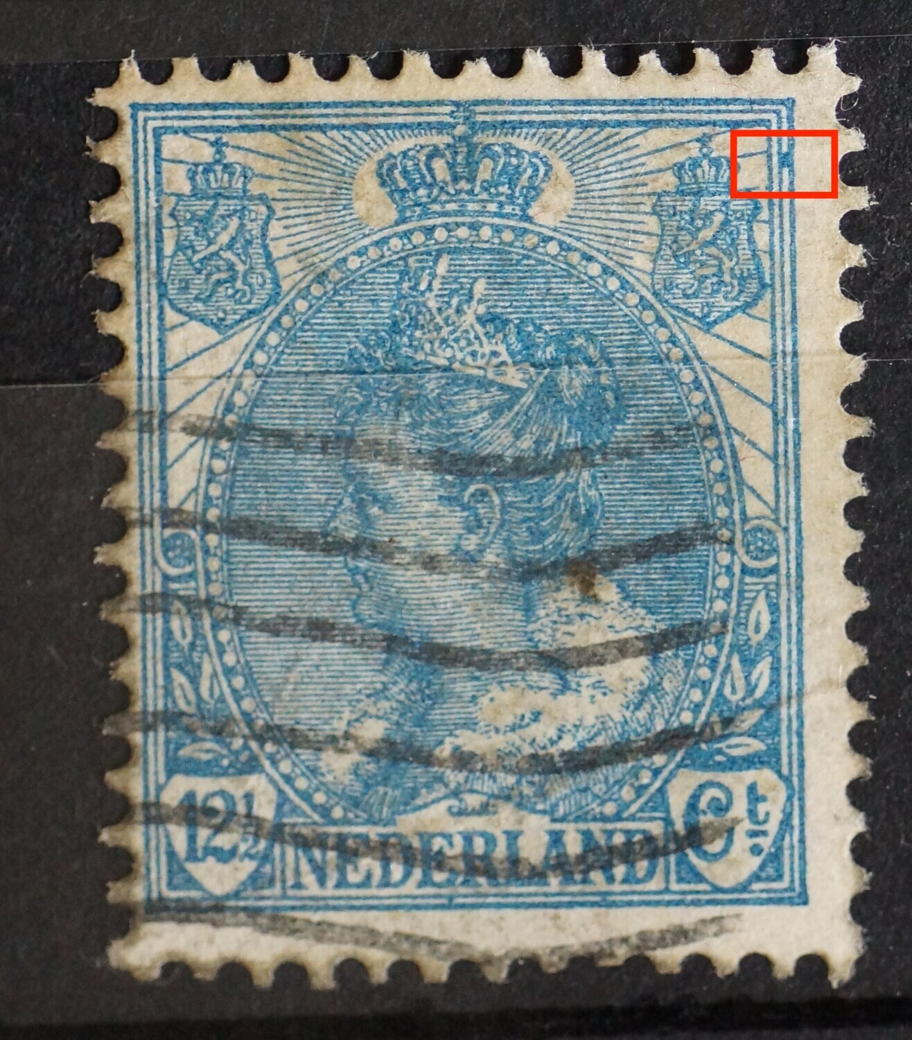NVPH 63 - blauwe vlek tussen kaderlijnen rechts