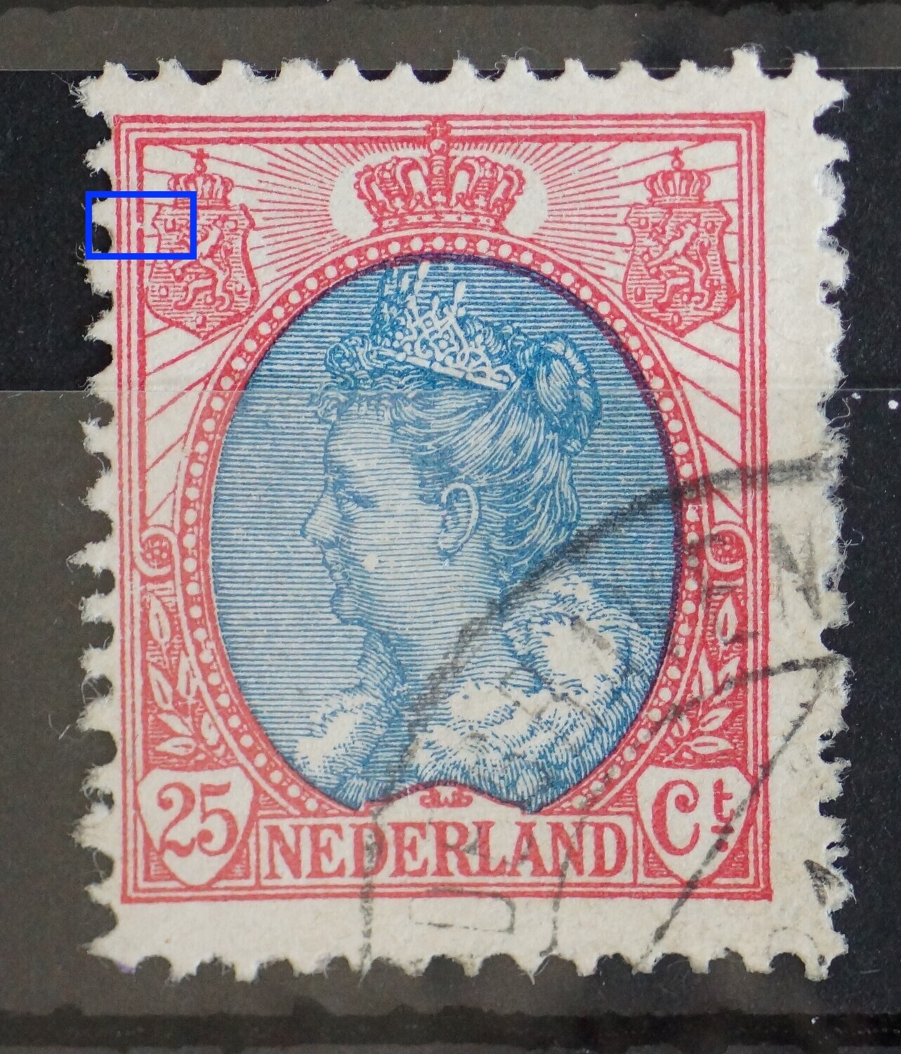 NVPH 71 - breuk in kaderlijn bij linker wapenschild NVPH 71 - breuk in kaderlijn bij linker wapenschild