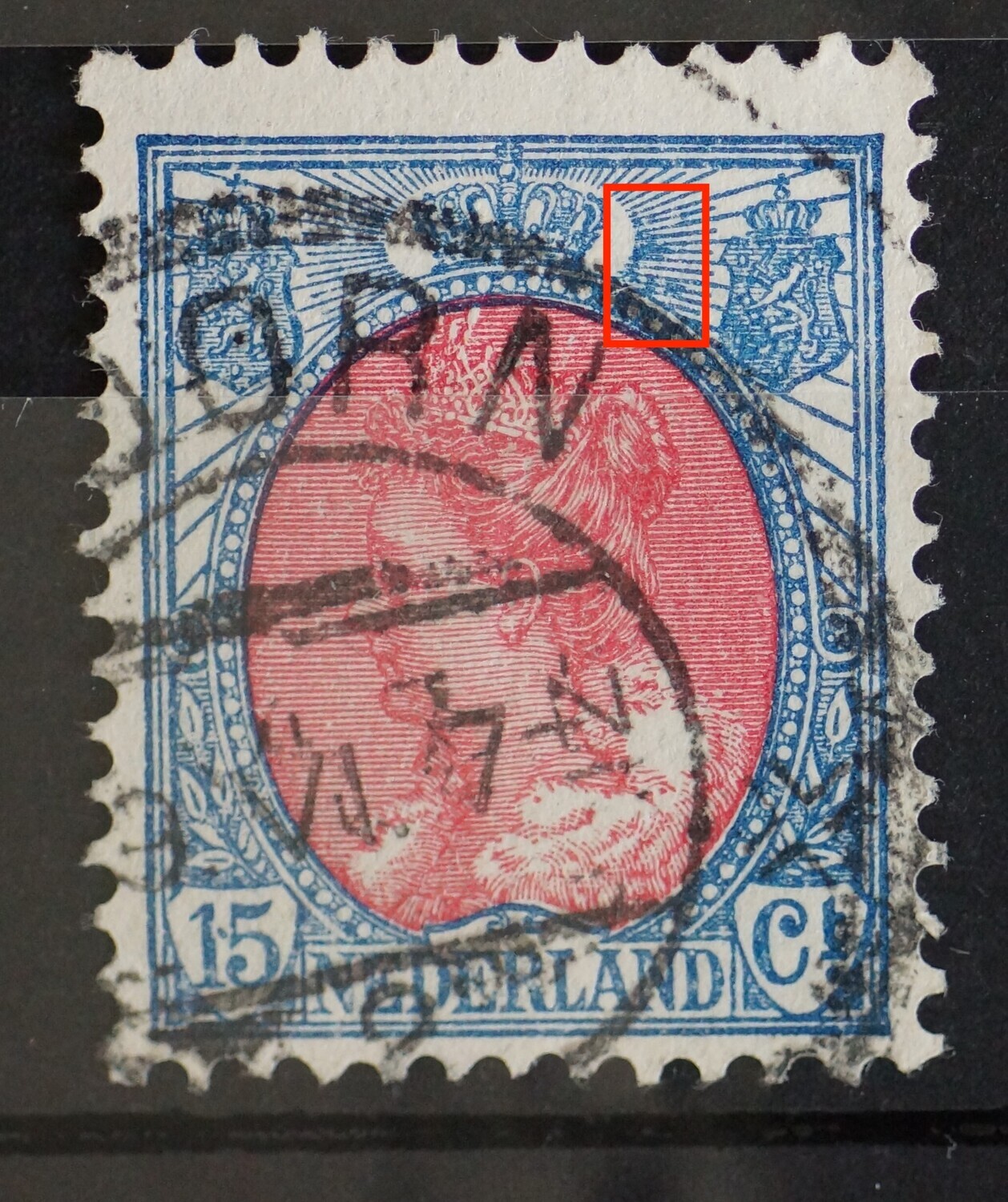 NVPH 65 - blauwe vlekken / trildruk in stralen rechts van kroon