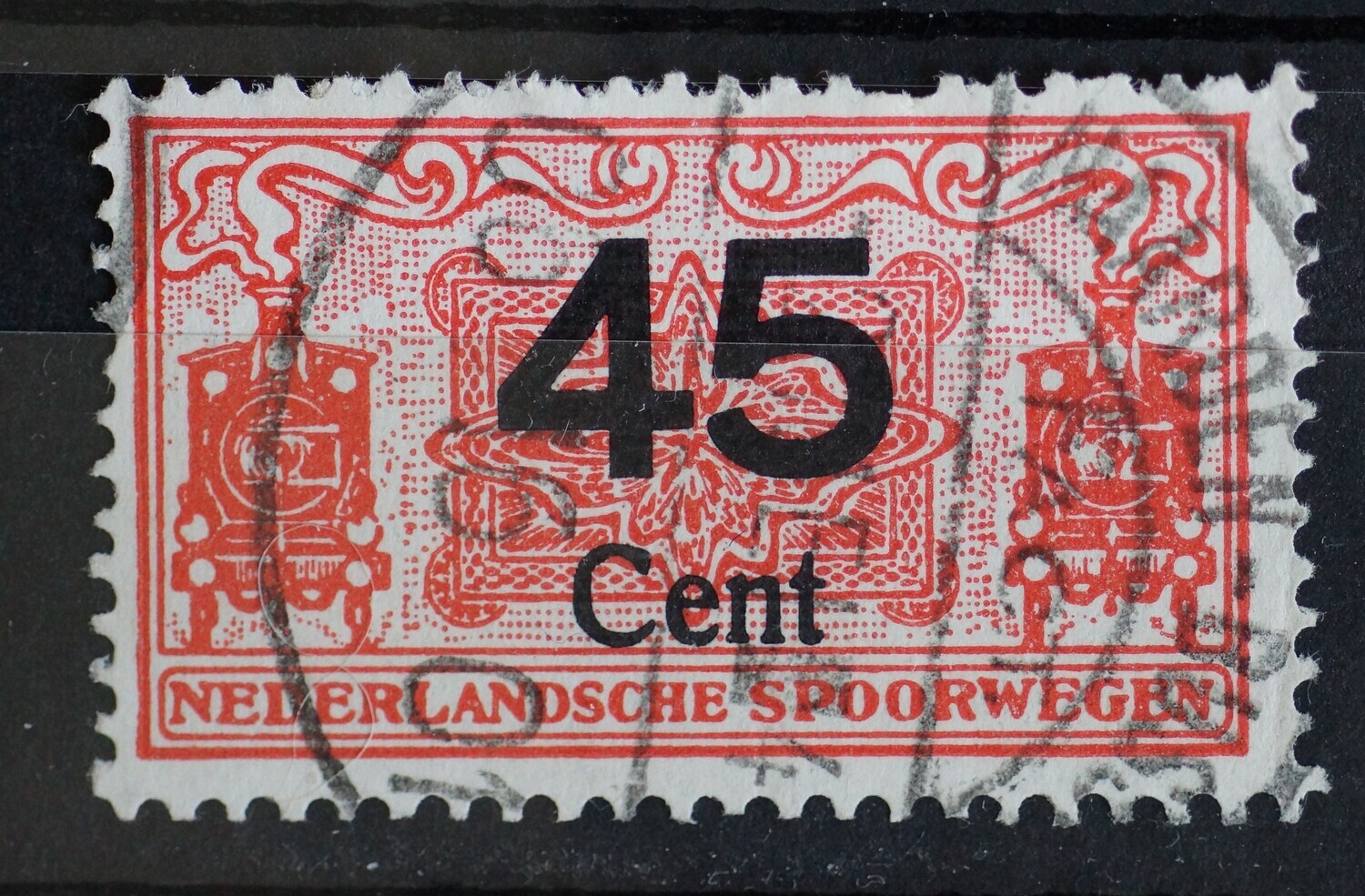 Spoorwegstempel Naarden-Bussum Factorij op spoorwegzegel 45 Cent
