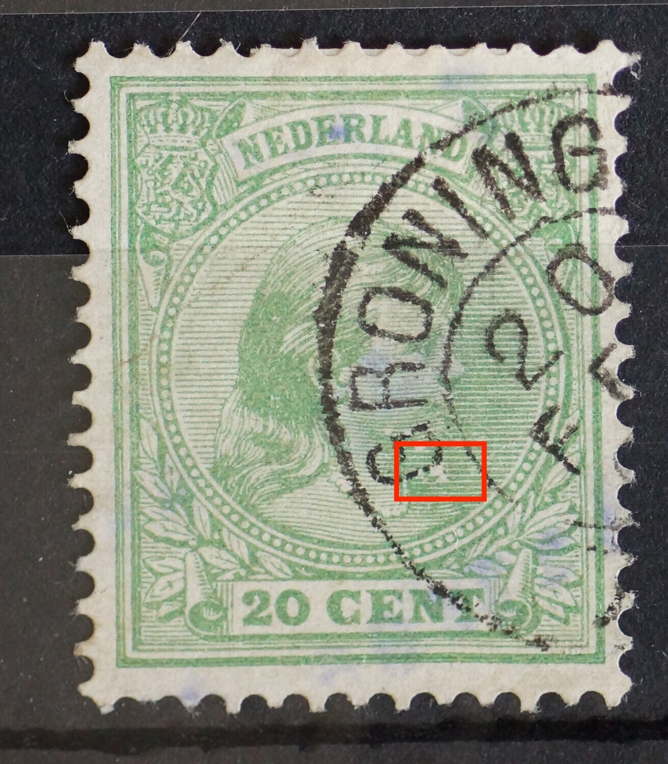 NVPH 40 - grote witte vlek in de arcering onder de kin