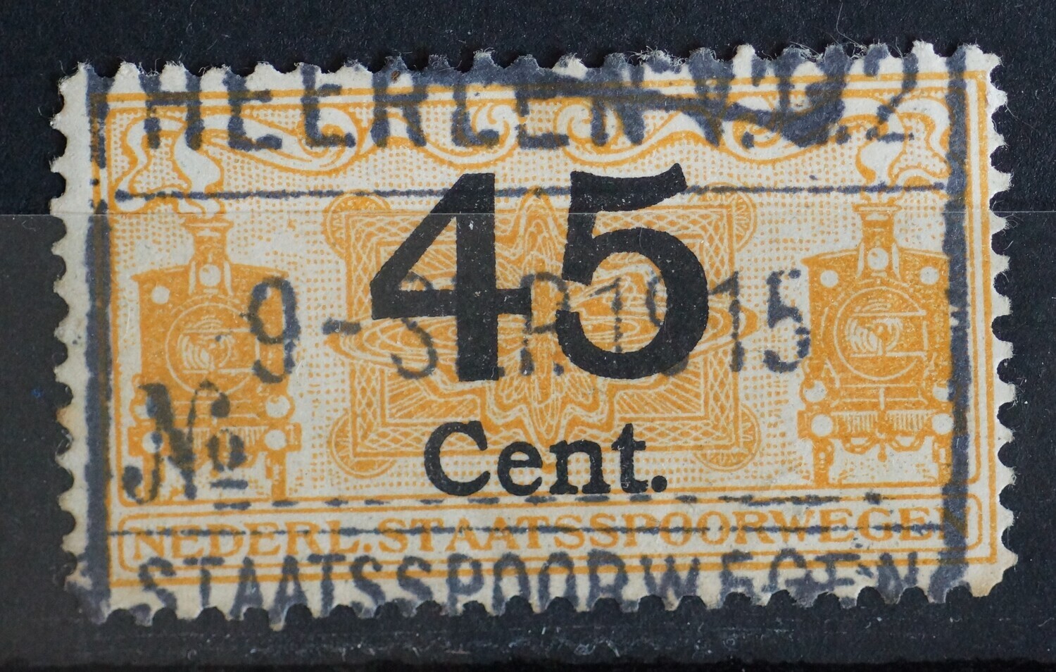 Spoorwegstempel Heerlen op spoorwegzegel 45 Cent