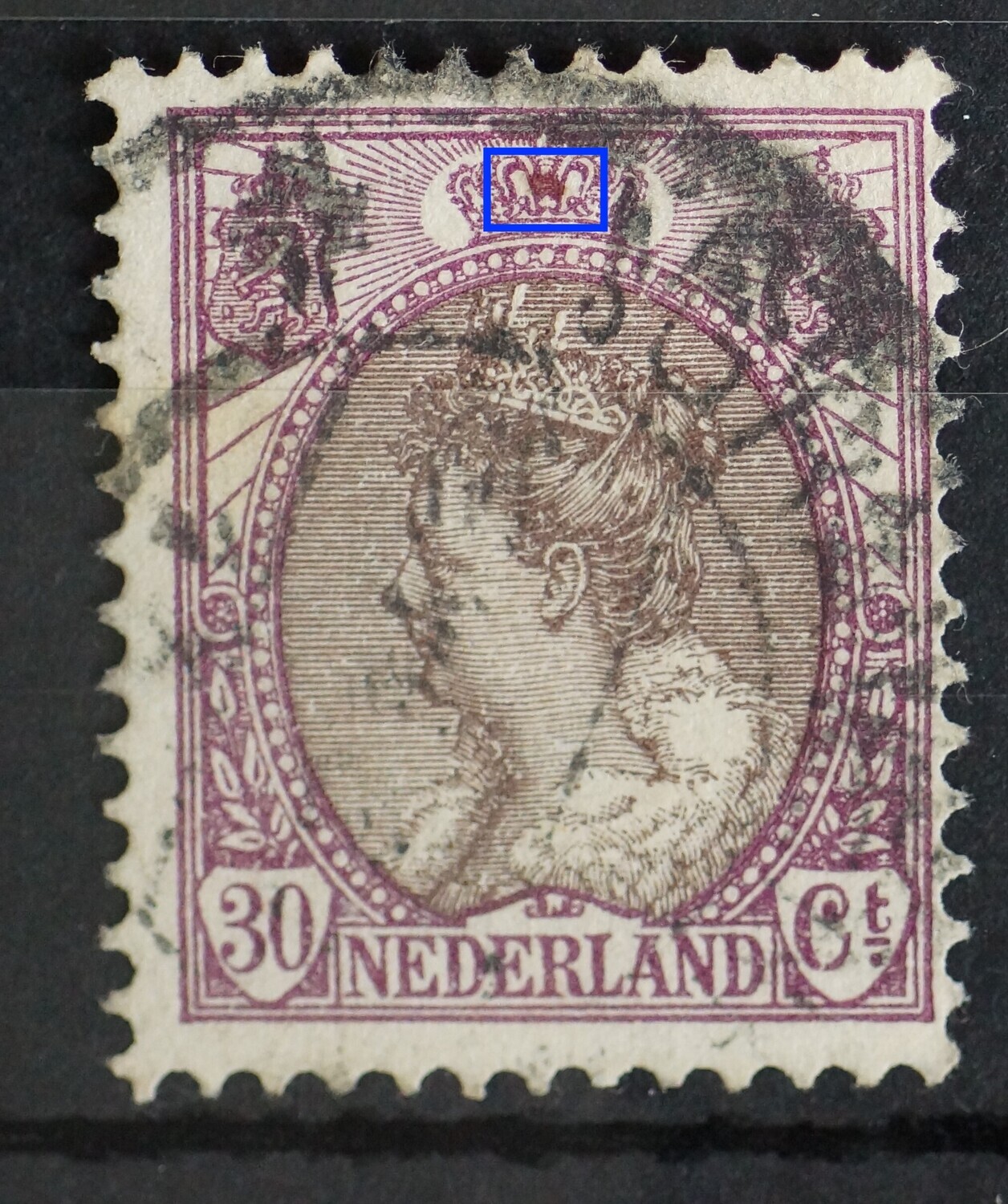 NVPH 72 - grote violette vlek middenin de kroon