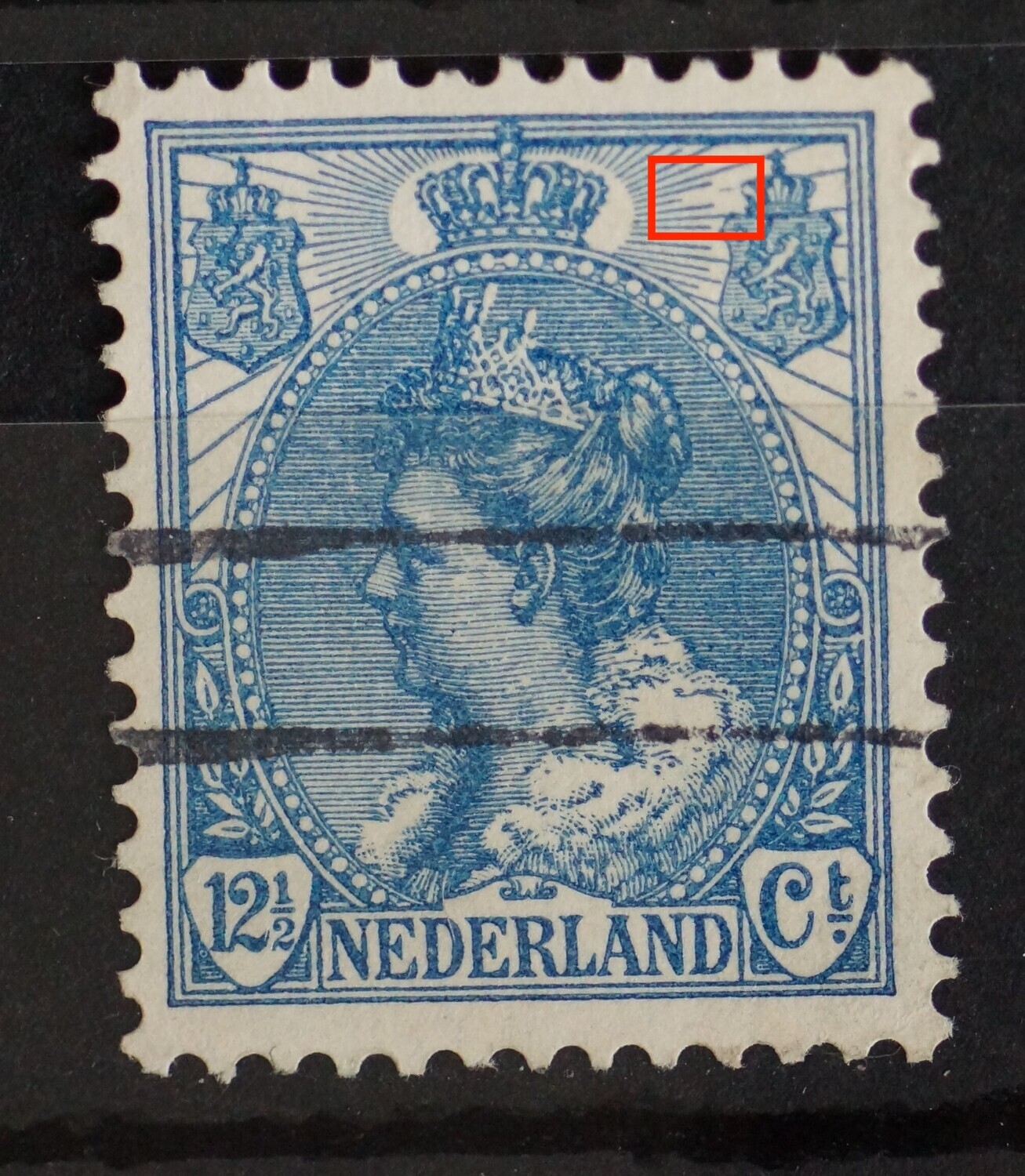 NVPH 63 - groot deel straal rechts van kroon ontbreekt