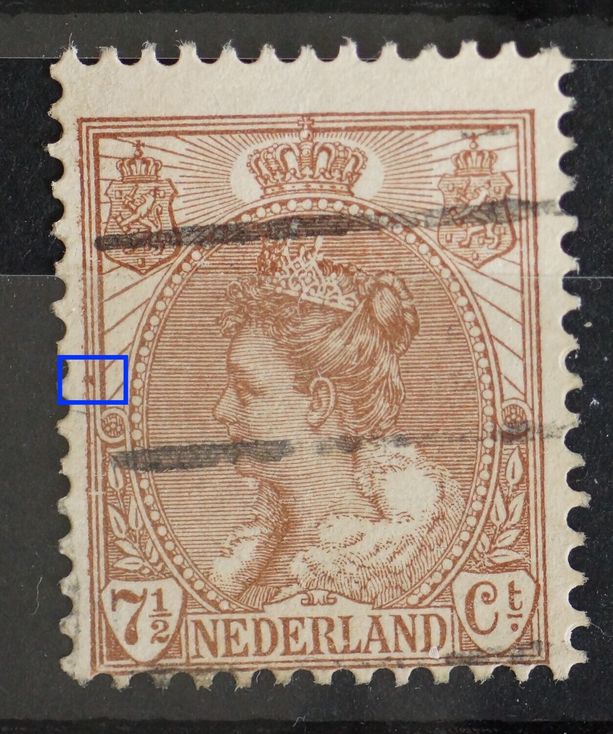 NVPH 61 - bruine vlek tussen kaderlijnen links NVPH 61 - bruine vlek tussen kaderlijnen links